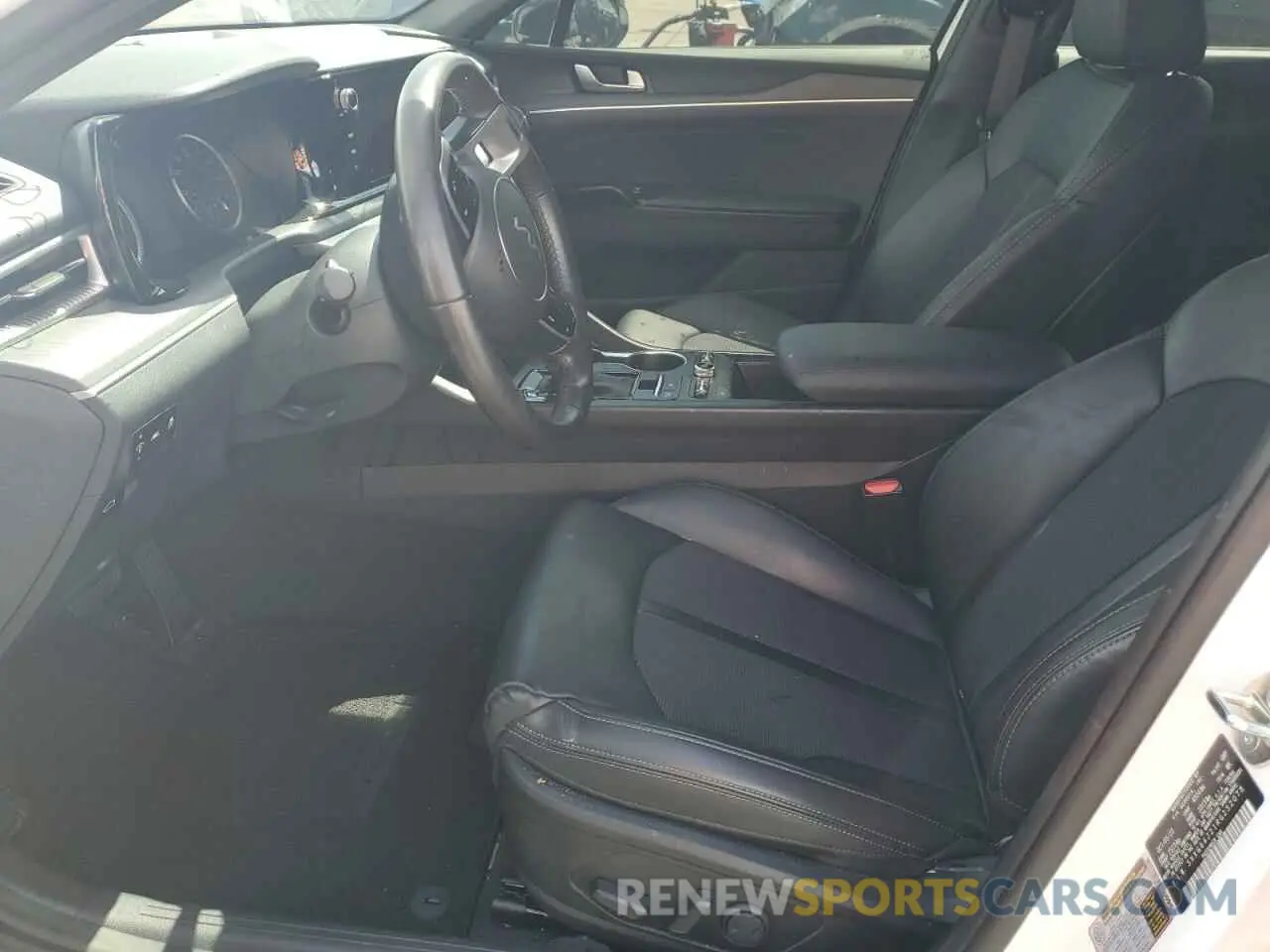 7 fotografías del automóvil dañado 5XXG64J21RG252078 KIA K5 2024