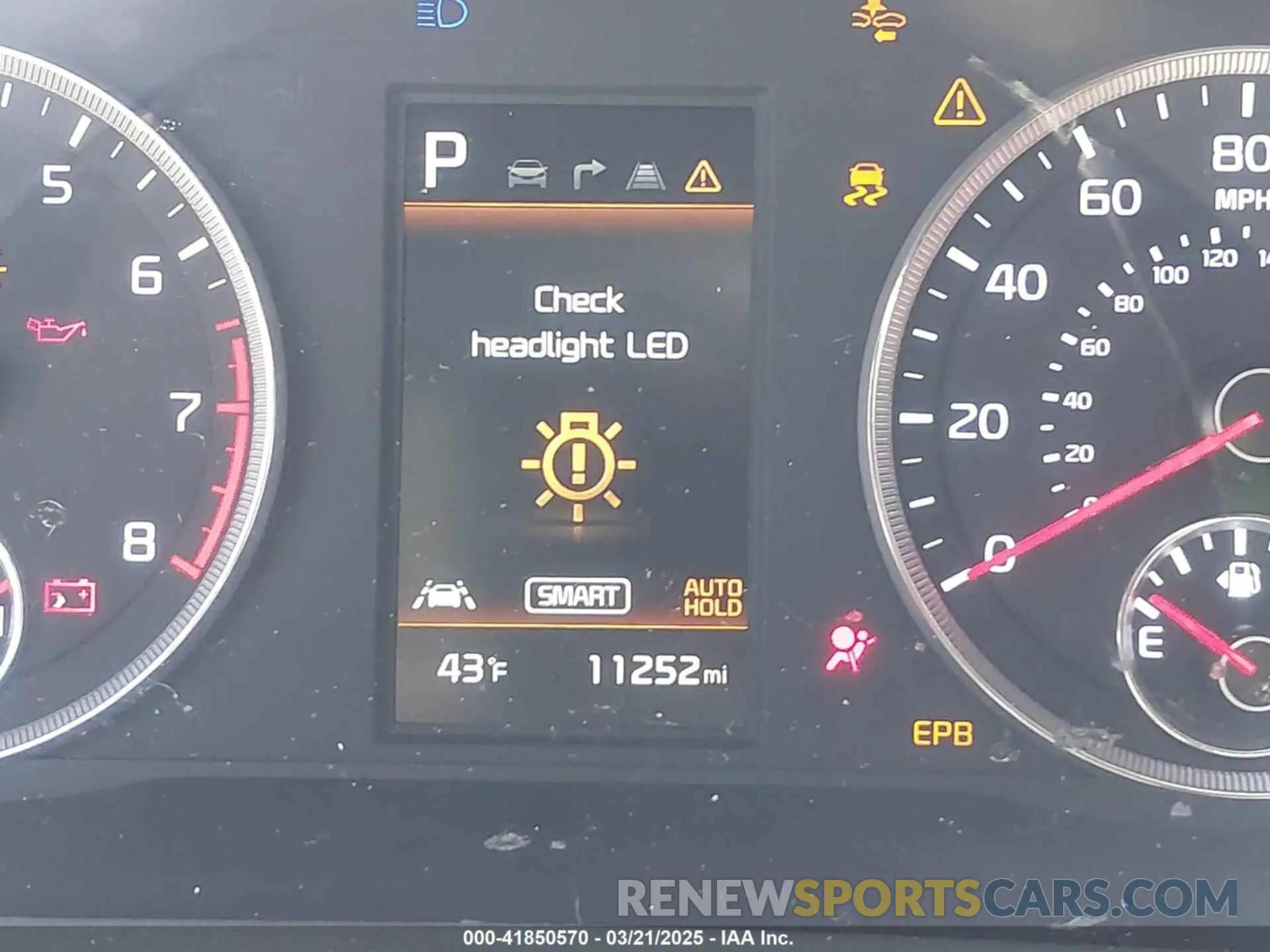 16 fotografías del automóvil dañado 5XXG64J22RG231143 KIA K5 2024