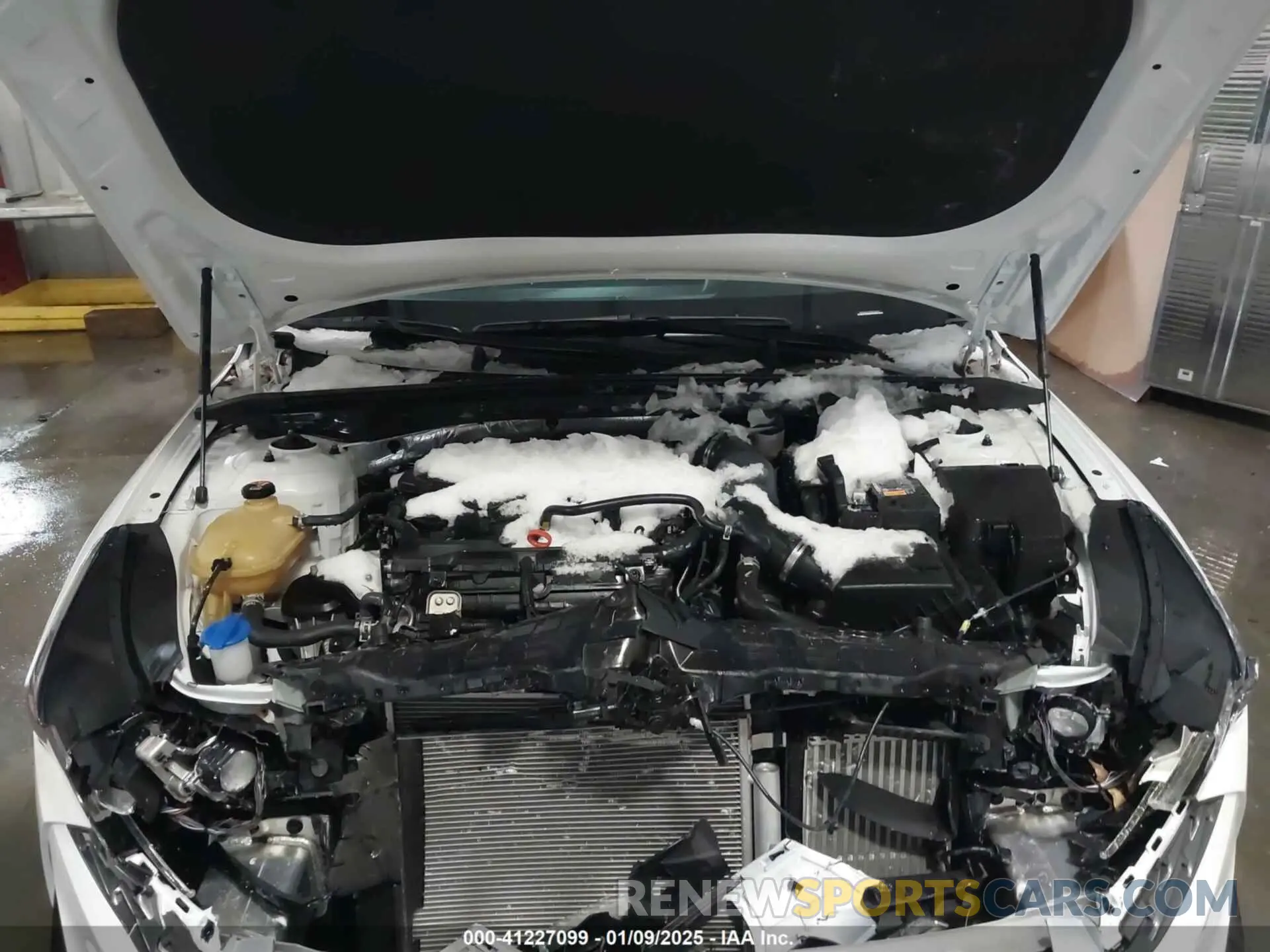 10 fotografías del automóvil dañado 5XXG64J22RG234091 KIA K5 2024