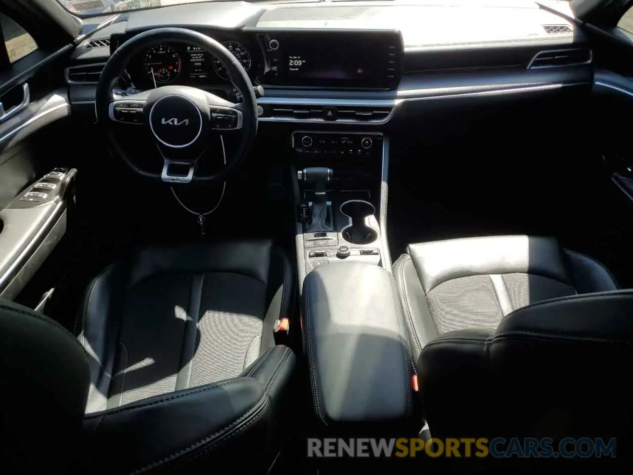 8 fotografías del automóvil dañado 5XXG64J23RG231586 KIA K5 2024