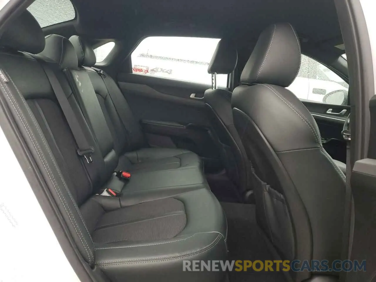 10 fotografías del automóvil dañado 5XXG64J23RG255189 KIA K5 2024