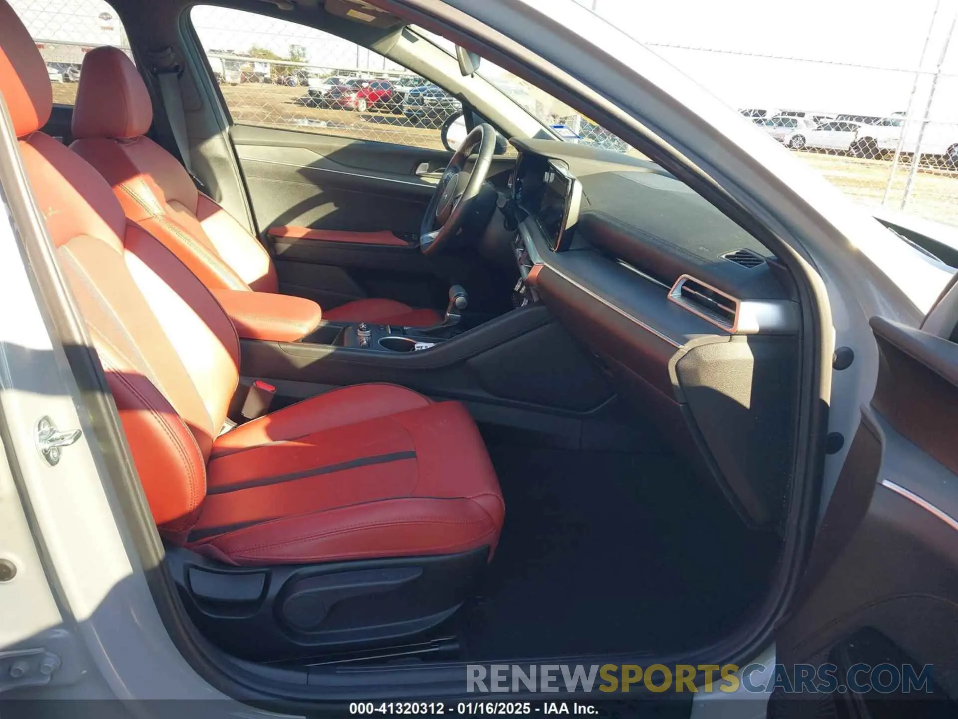 5 fotografías del automóvil dañado 5XXG64J23RG262935 KIA K5 2024