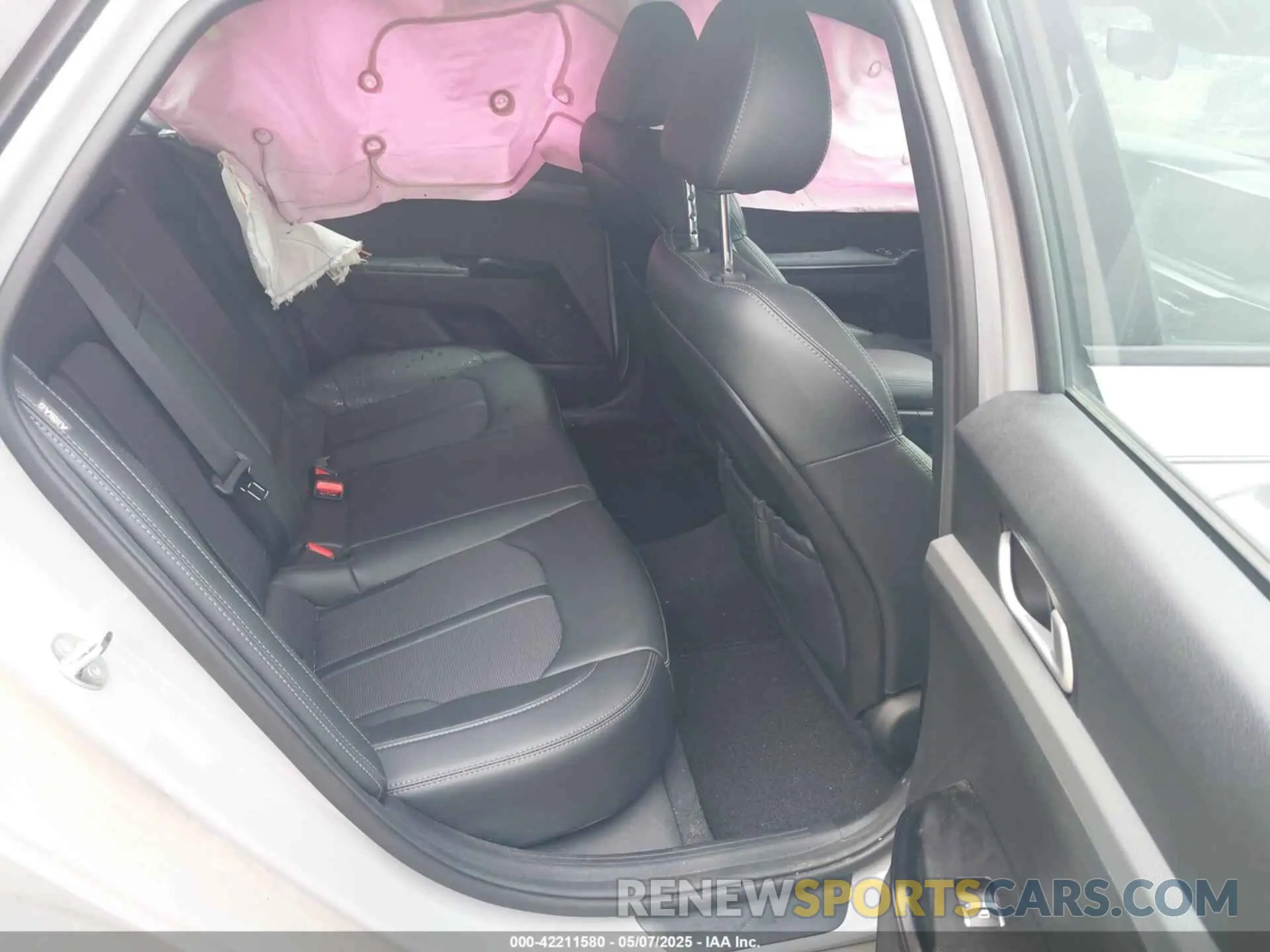 8 fotografías del automóvil dañado 5XXG64J23RG266497 KIA K5 2024