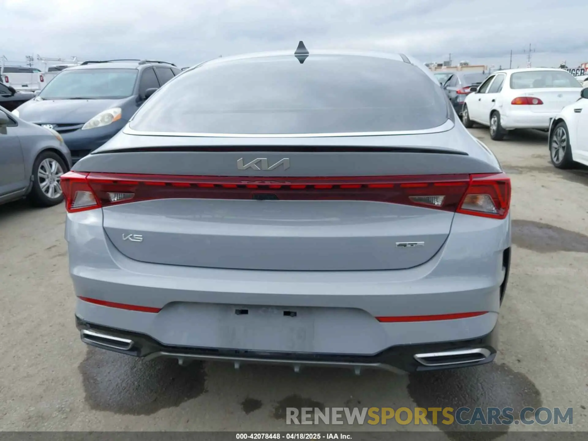 16 fotografías del automóvil dañado 5XXG64J24RG252589 KIA K5 2024