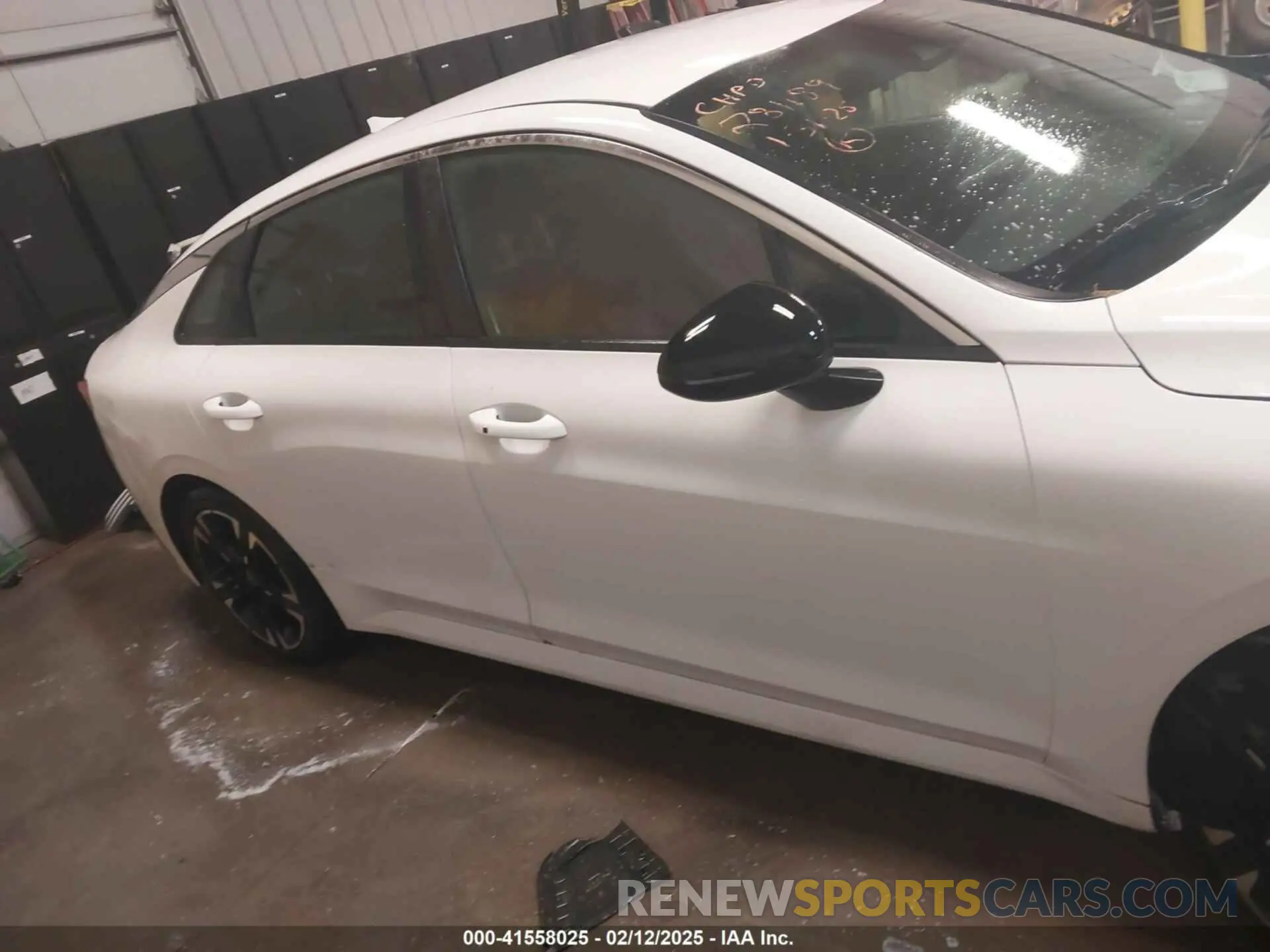 13 fotografías del automóvil dañado 5XXG64J25RG228527 KIA K5 2024