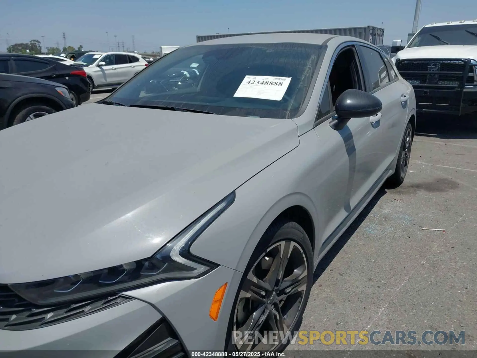 6 fotografías del automóvil dañado 5XXG64J25RG234277 KIA K5 2024