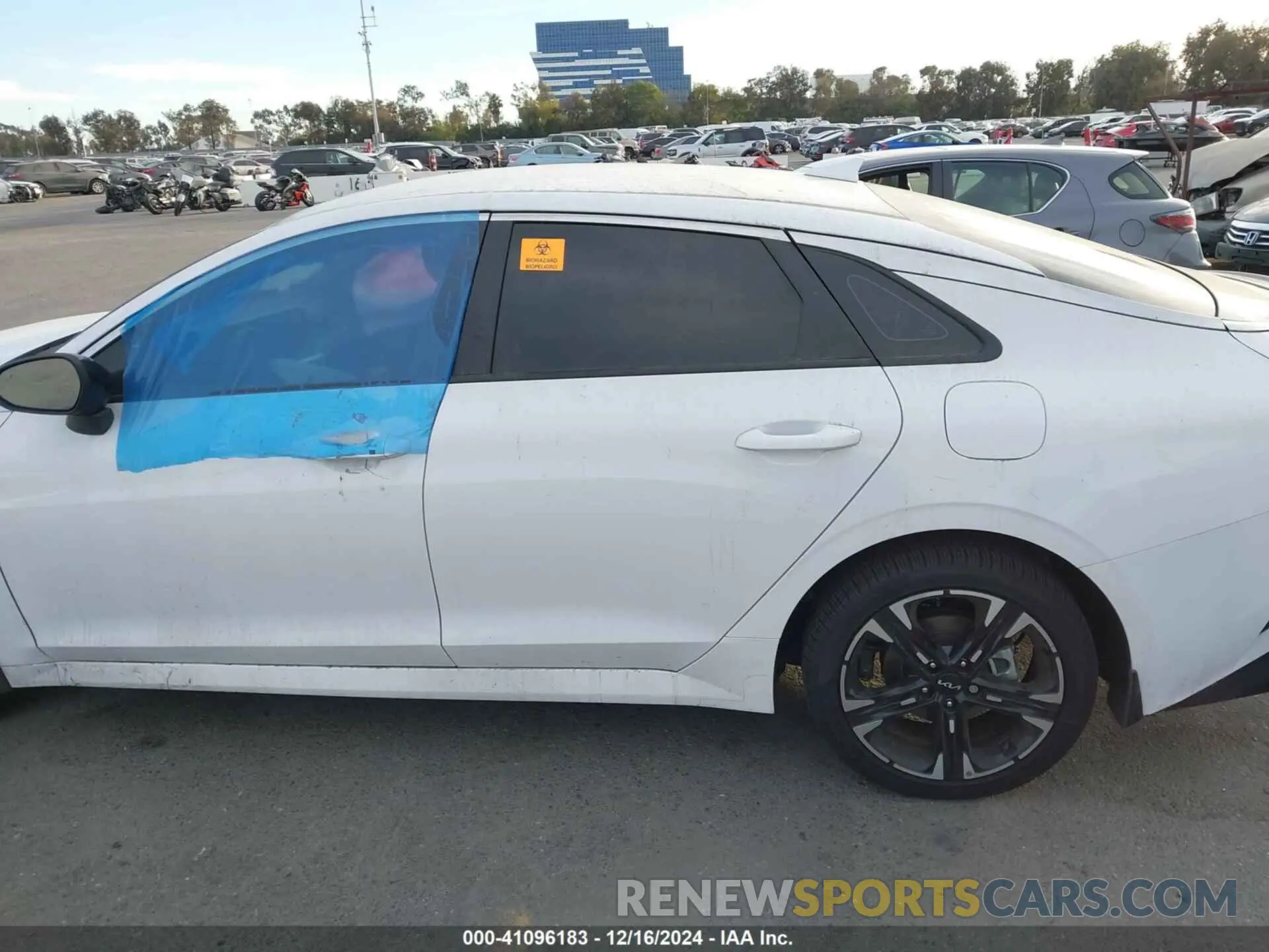 13 fotografías del automóvil dañado 5XXG64J25RG263732 KIA K5 2024