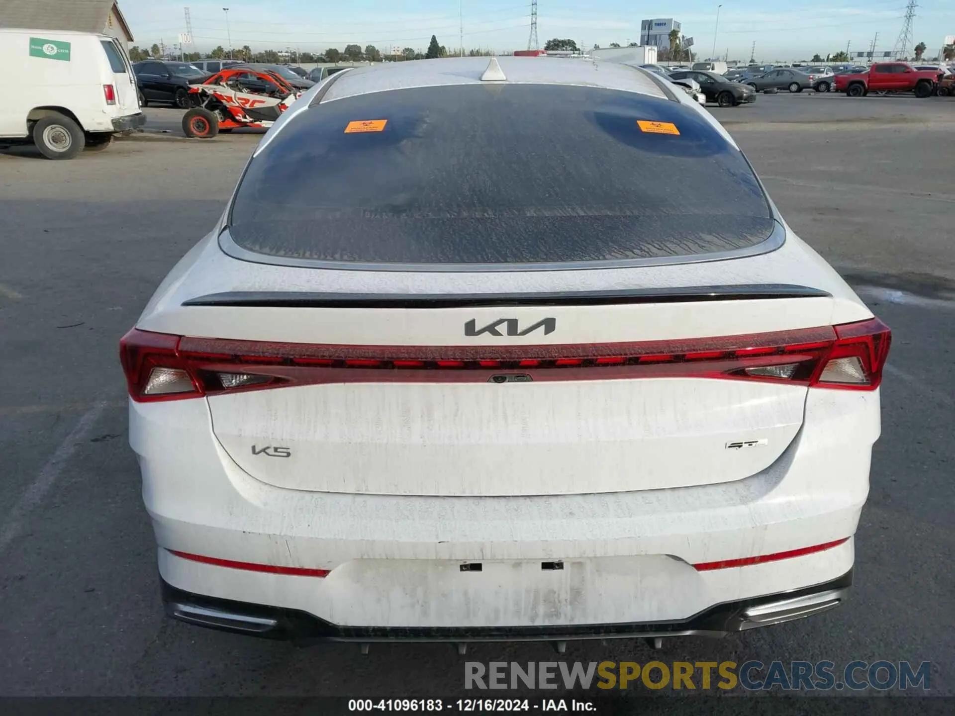 15 fotografías del automóvil dañado 5XXG64J25RG263732 KIA K5 2024