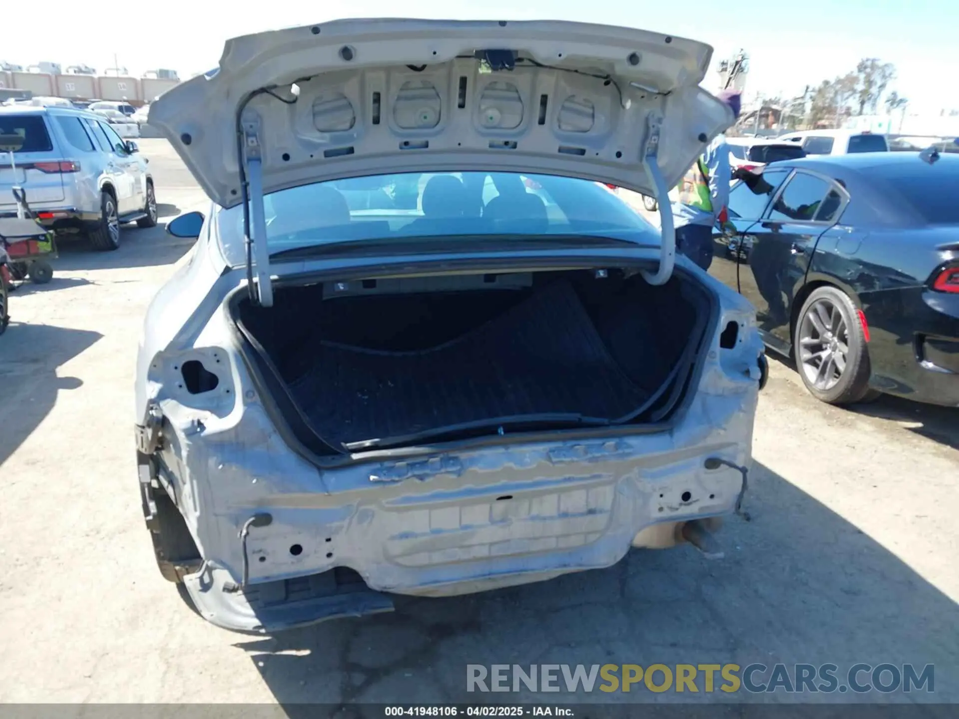 17 fotografías del automóvil dañado 5XXG64J25RG266114 KIA K5 2024