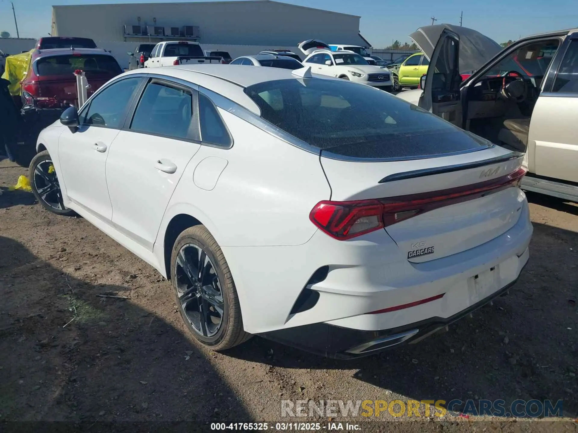 3 fotografías del automóvil dañado 5XXG64J28RG231695 KIA K5 2024