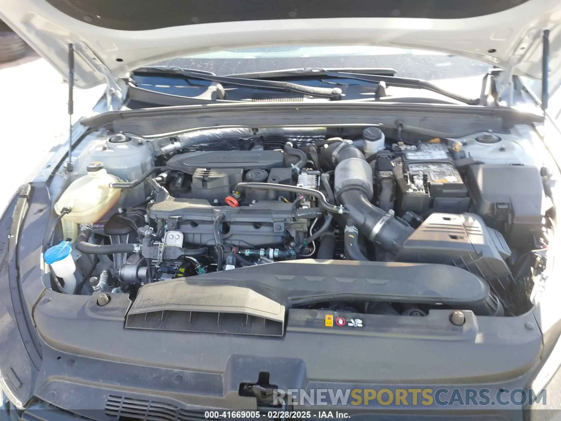 10 fotografías del automóvil dañado 5XXG64J28RG260436 KIA K5 2024