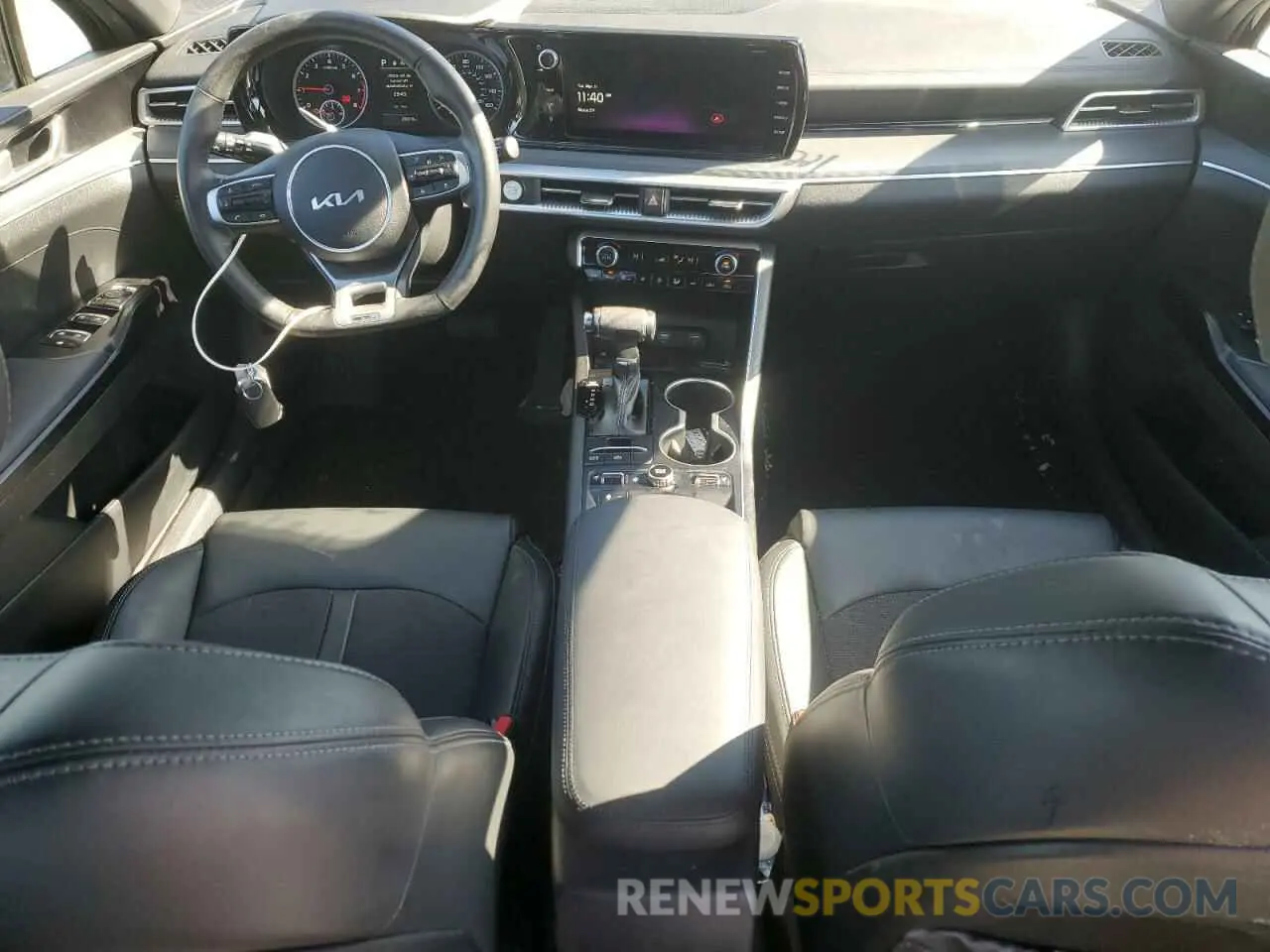 8 fotografías del automóvil dañado 5XXG64J2XRG237479 KIA K5 2024