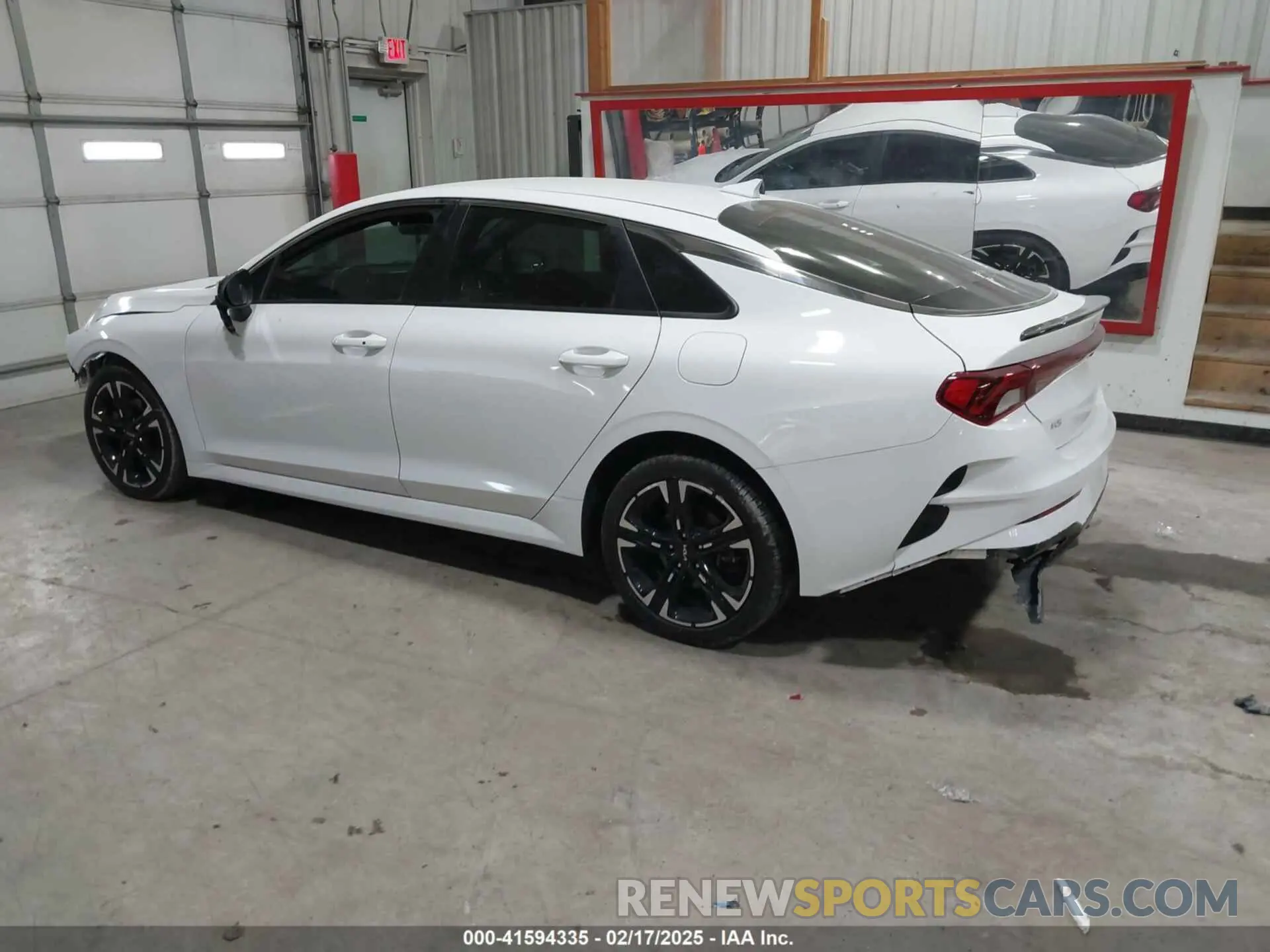 3 fotografías del automóvil dañado 5XXG64J2XRG239684 KIA K5 2024