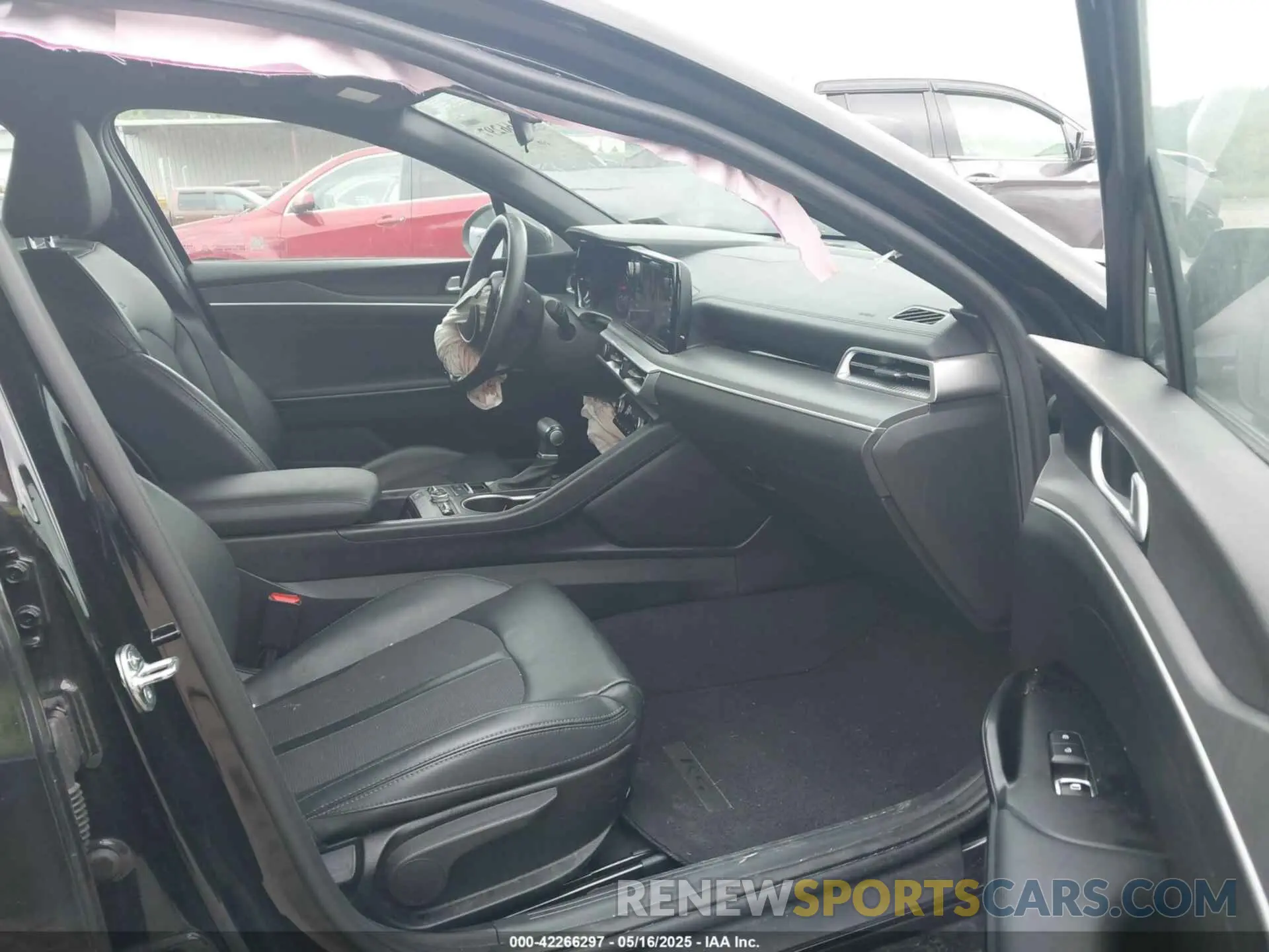 5 fotografías del automóvil dañado 5XXG64J2XRG247526 KIA K5 2024