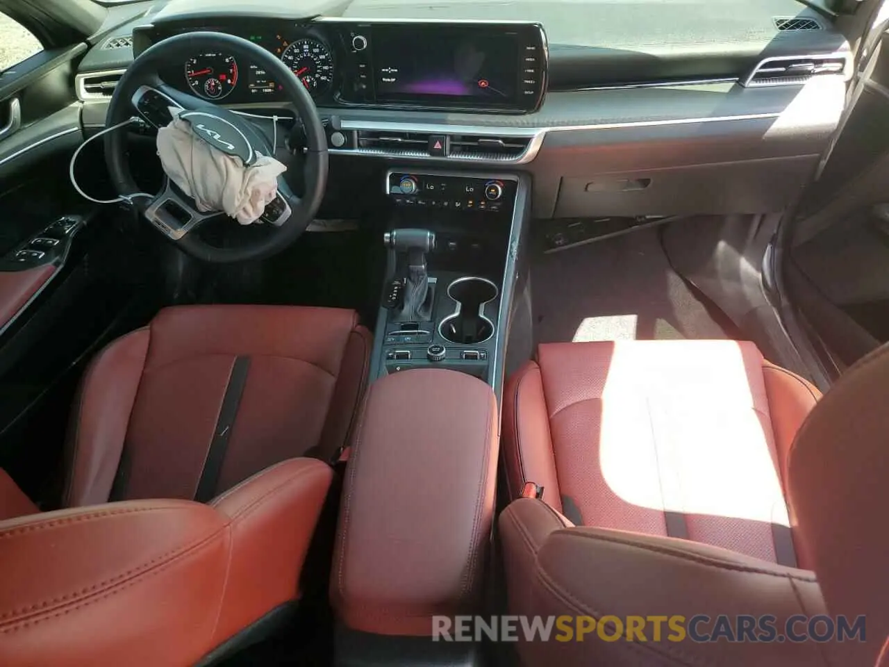 8 fotografías del automóvil dañado 5XXG64J2XRG259238 KIA K5 2024