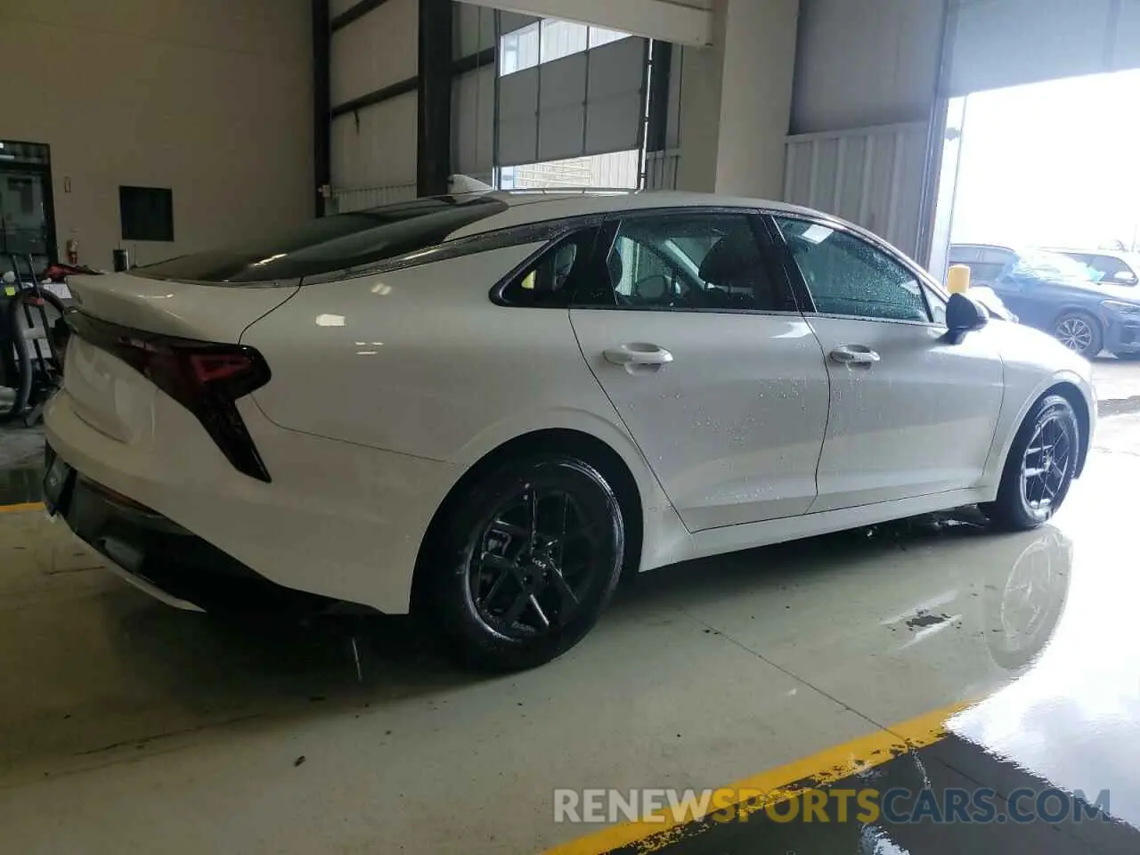 3 fotografías del automóvil dañado KNAG24J71S5302069 KIA K5 2025