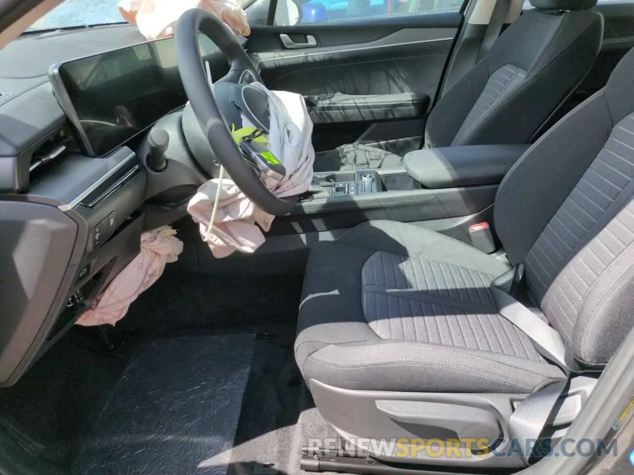 7 fotografías del automóvil dañado KNAG24J71S5368881 KIA K5 2025