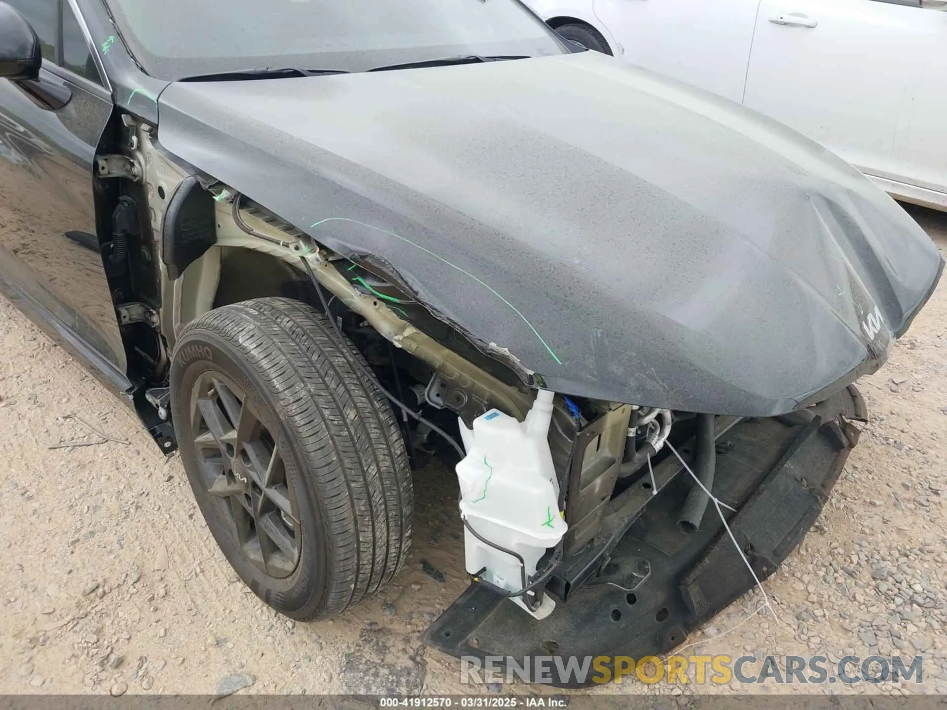 6 fotografías del automóvil dañado KNAG24J72S5275769 KIA K5 2025
