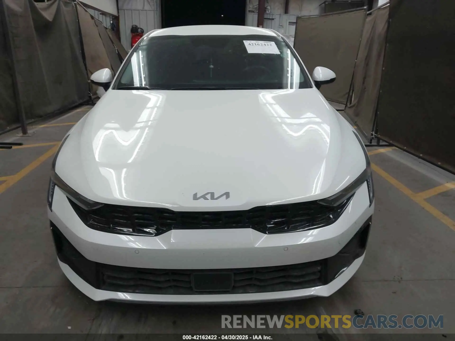 13 fotografías del automóvil dañado KNAG24J72S5284973 KIA K5 2025