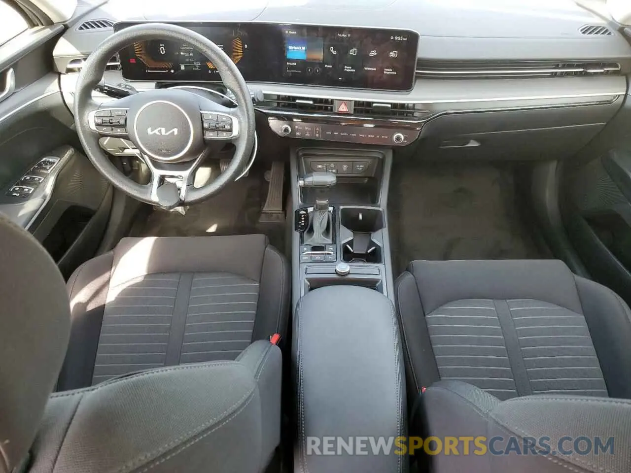 8 fotografías del automóvil dañado KNAG24J74S5327595 KIA K5 2025