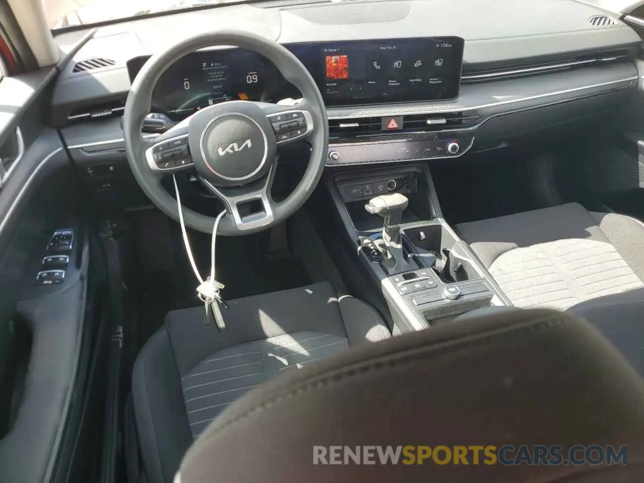8 fotografías del automóvil dañado KNAG24J74S5327922 KIA K5 2025