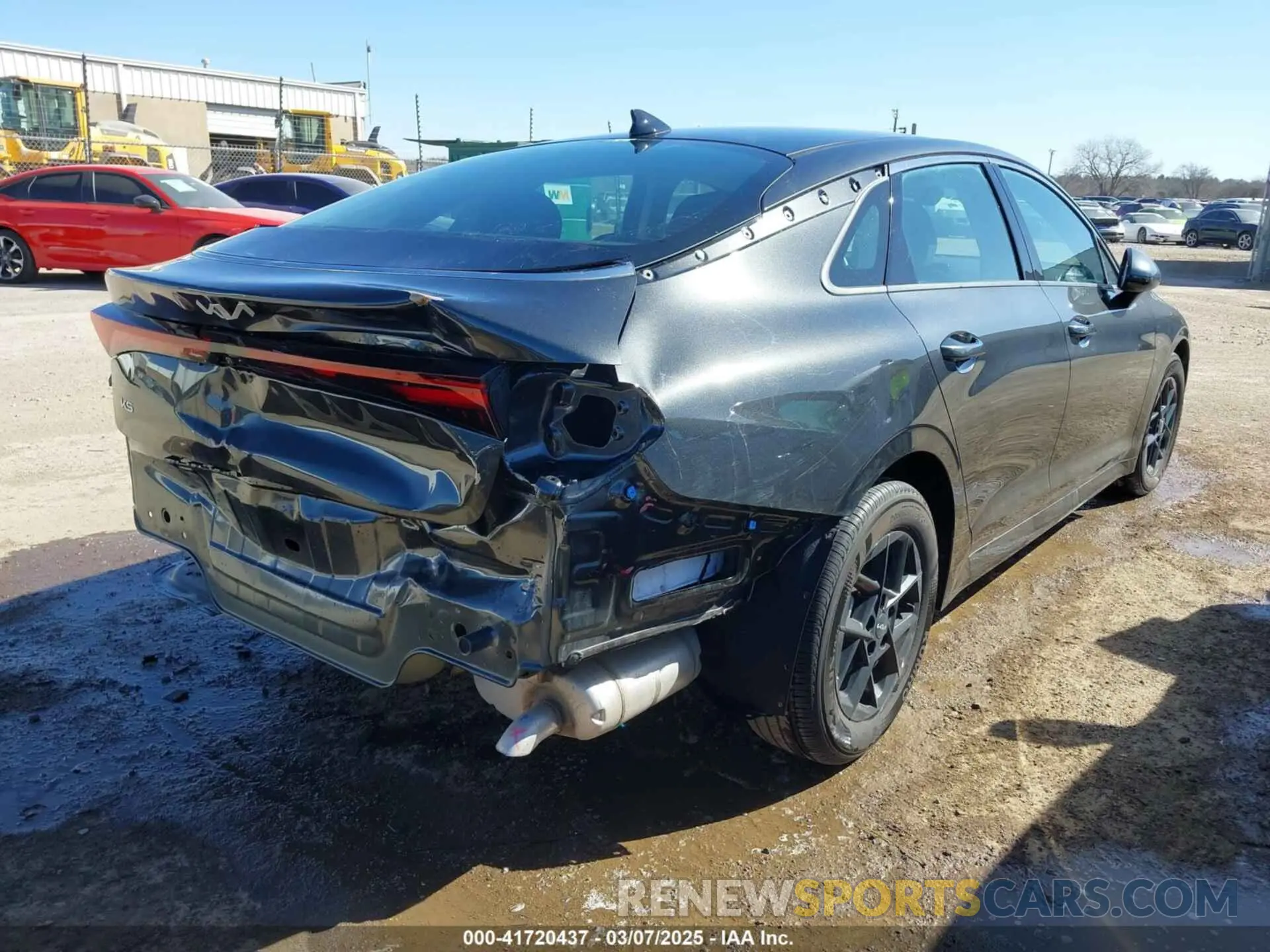 4 fotografías del automóvil dañado KNAG24J75S5293487 KIA K5 2025