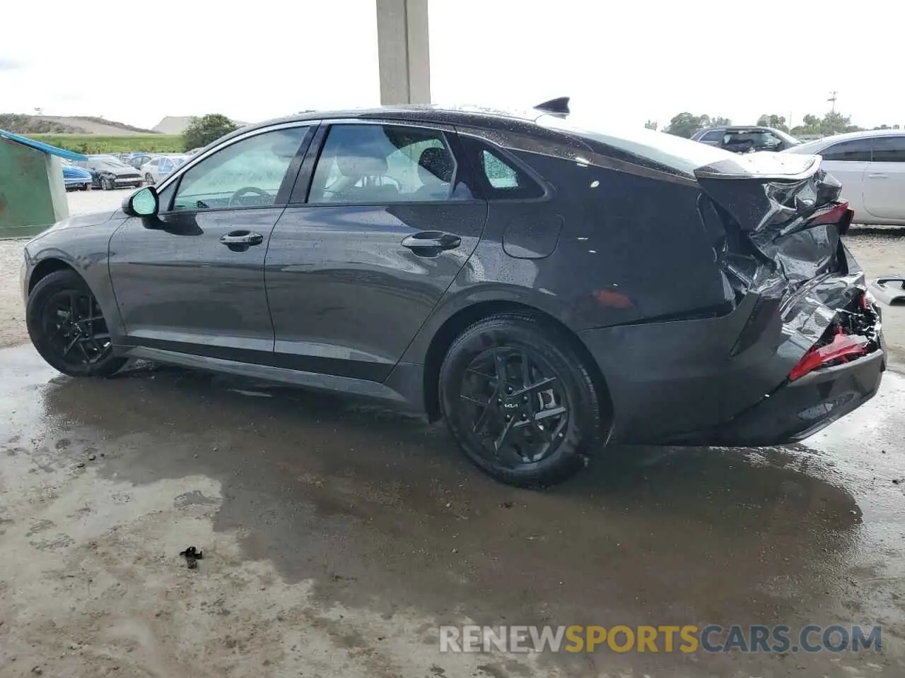 2 fotografías del automóvil dañado KNAG24J75S5347032 KIA K5 2025