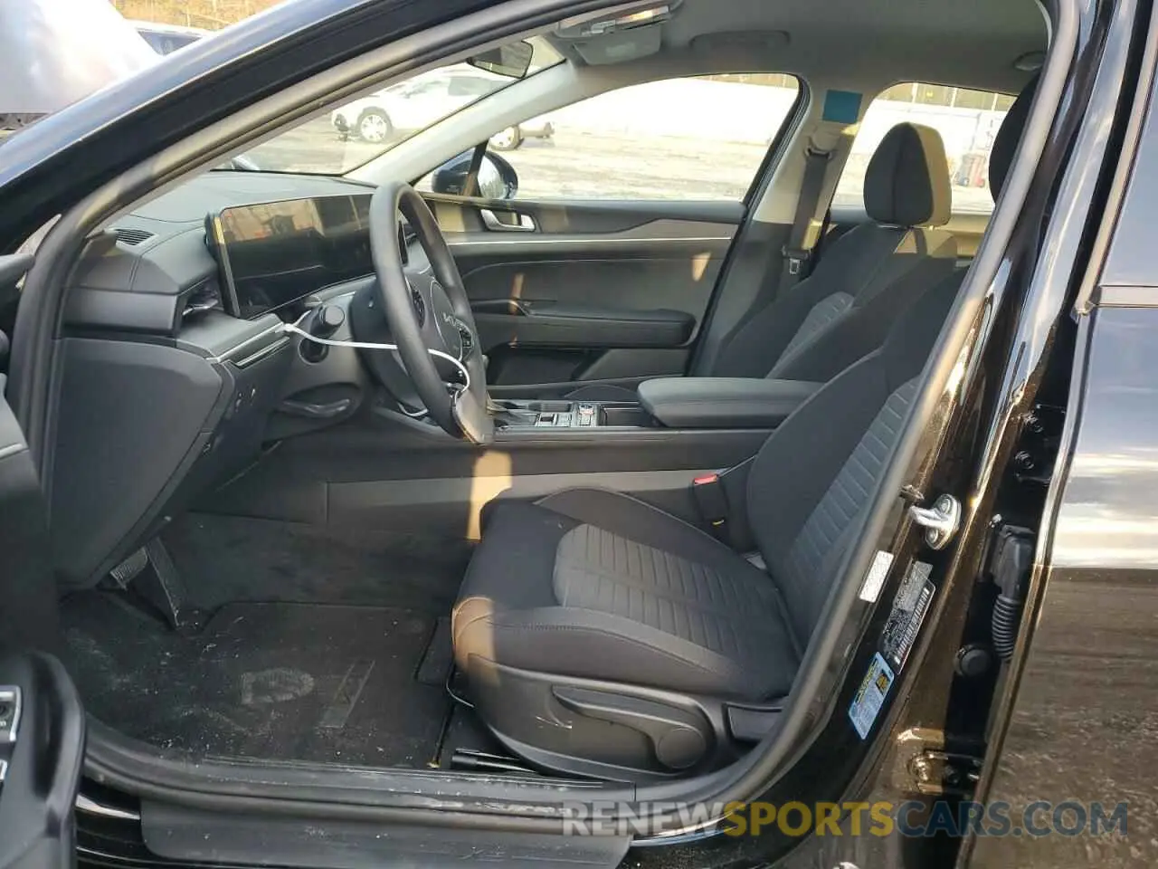 7 fotografías del automóvil dañado KNAG24J77S5285908 KIA K5 2025