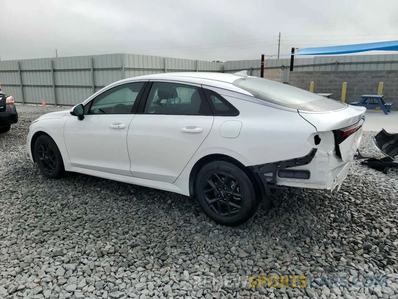 2 fotografías del automóvil dañado KNAG24J77S5325372 KIA K5 2025