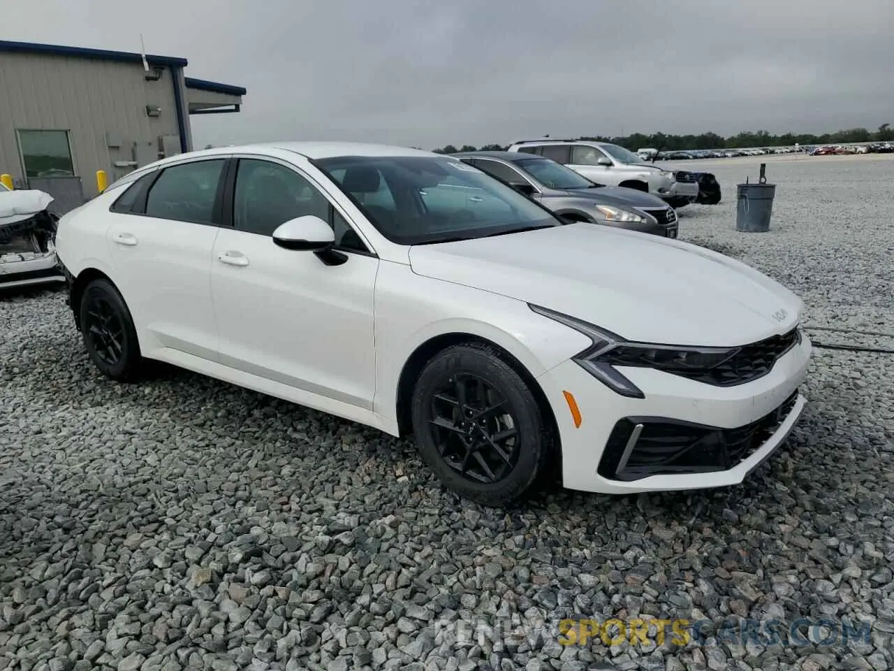4 fotografías del automóvil dañado KNAG24J77S5325372 KIA K5 2025