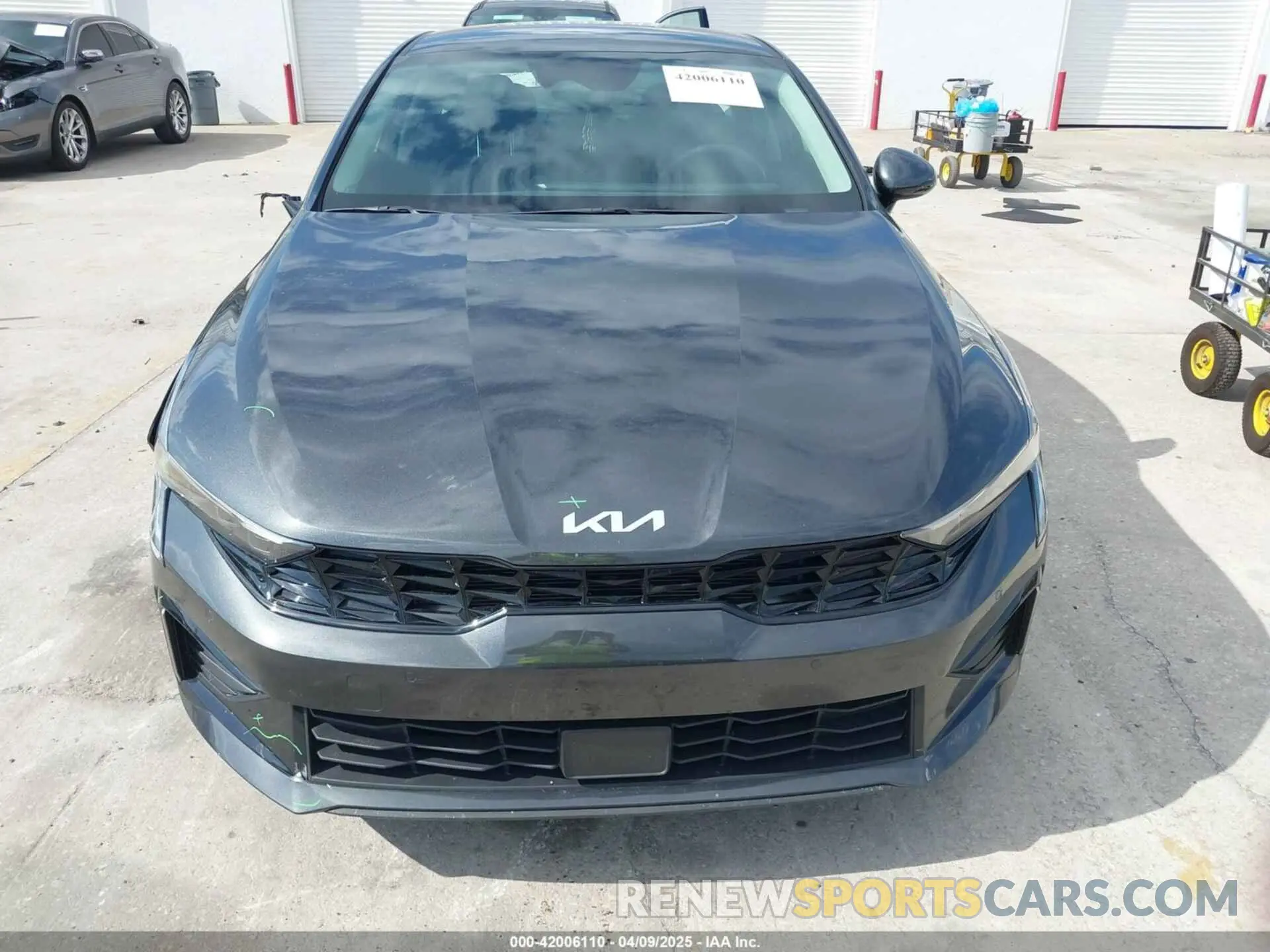 12 fotografías del automóvil dañado KNAG24J78S5275906 KIA K5 2025