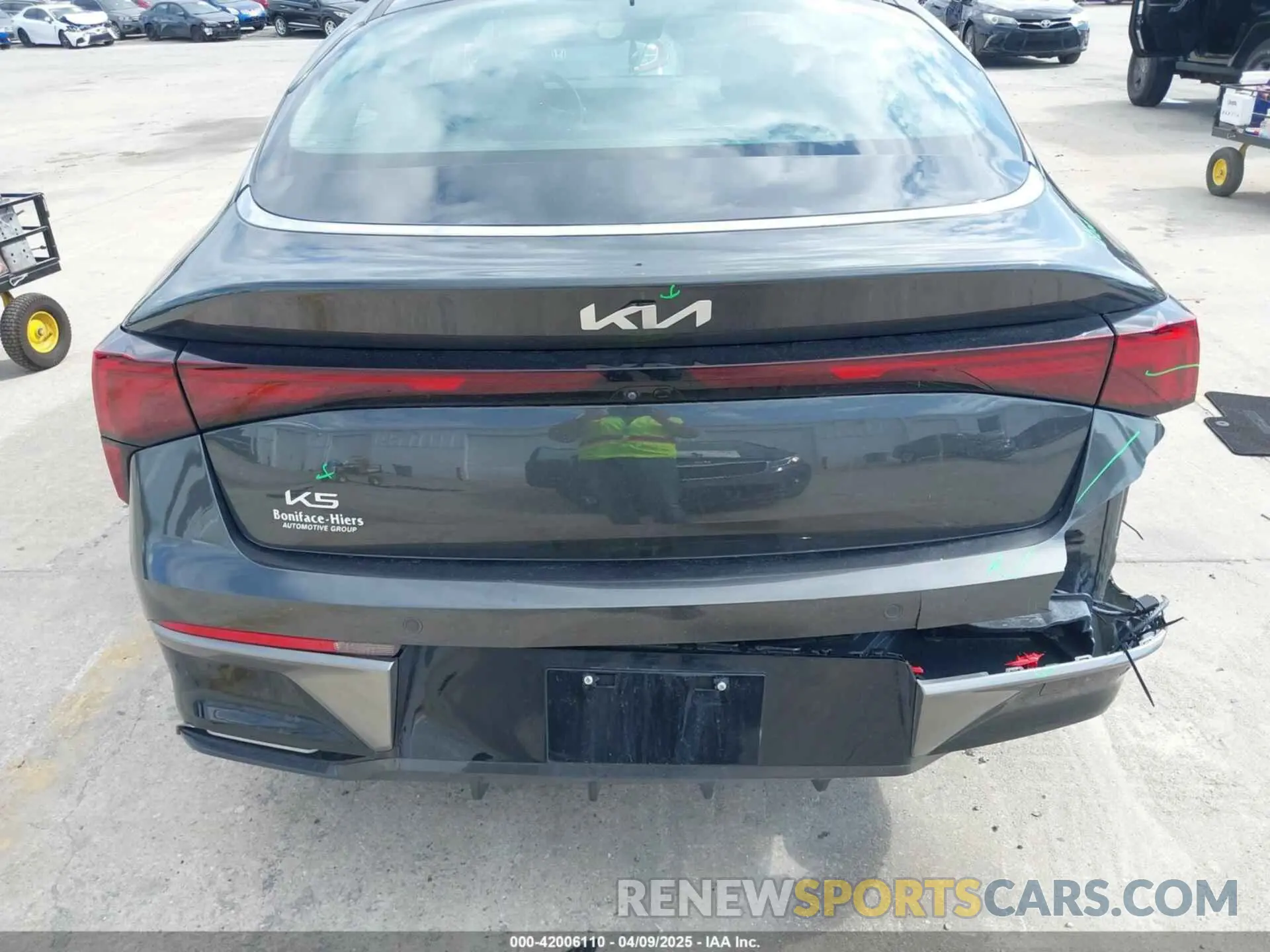 16 fotografías del automóvil dañado KNAG24J78S5275906 KIA K5 2025
