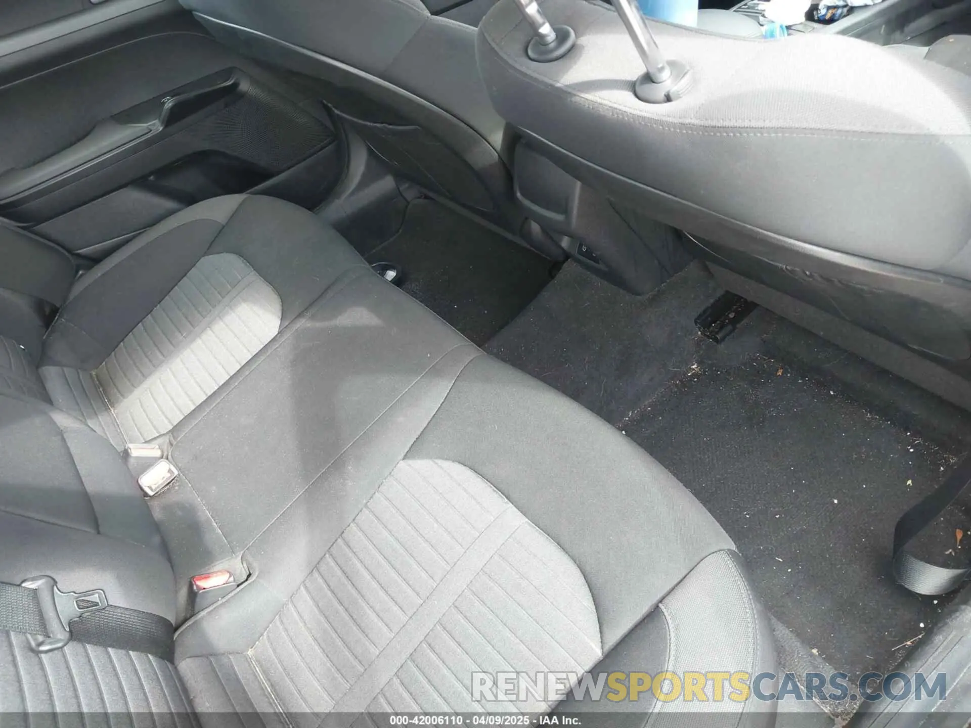 8 fotografías del automóvil dañado KNAG24J78S5275906 KIA K5 2025