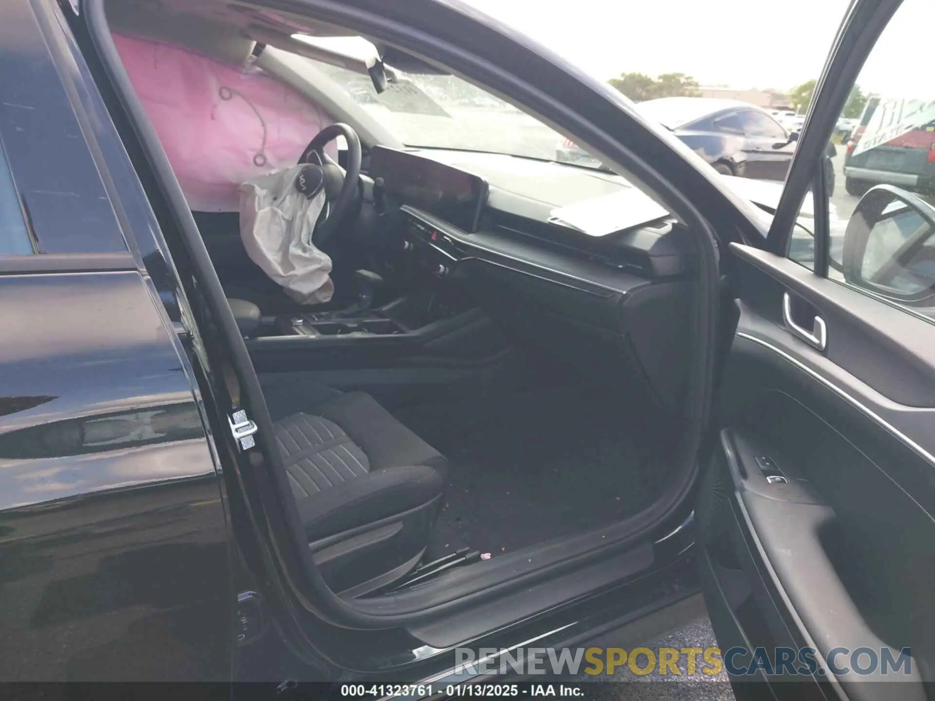 5 fotografías del automóvil dañado KNAG24J79S5331626 KIA K5 2025