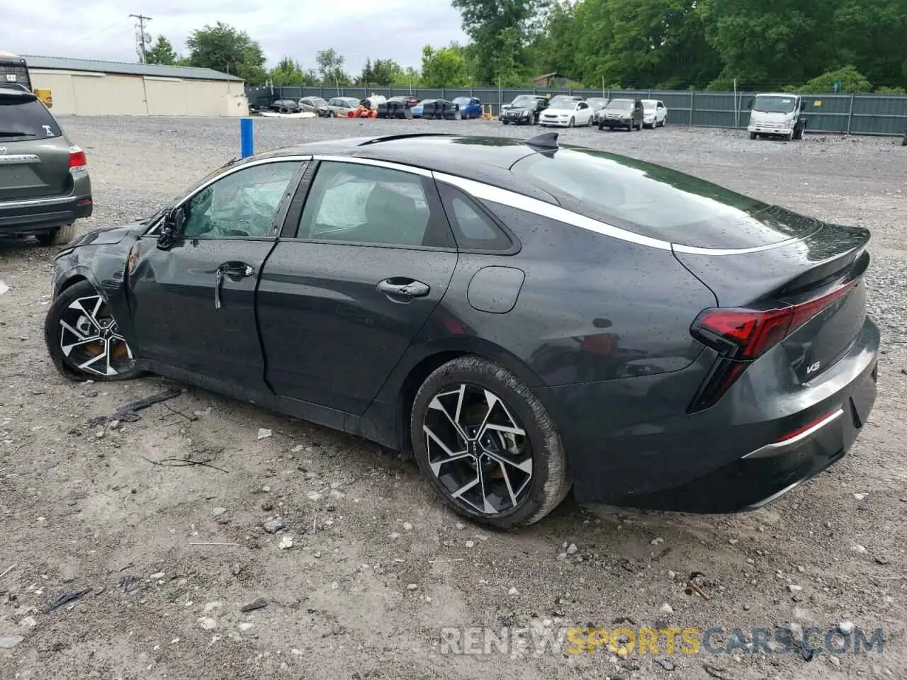 2 fotografías del automóvil dañado KNAG34J79S5271201 KIA K5 2025