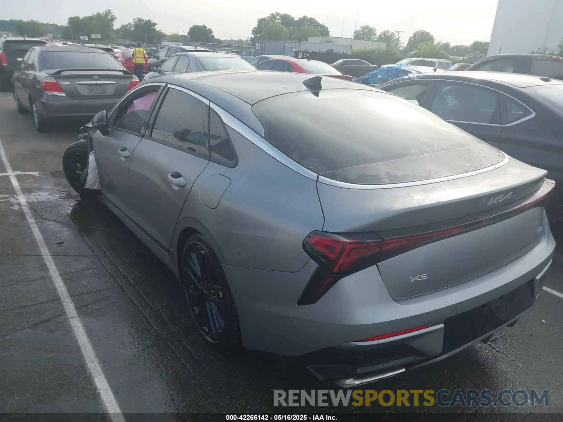 3 fotografías del automóvil dañado KNAG44J81S5322597 KIA K5 2025