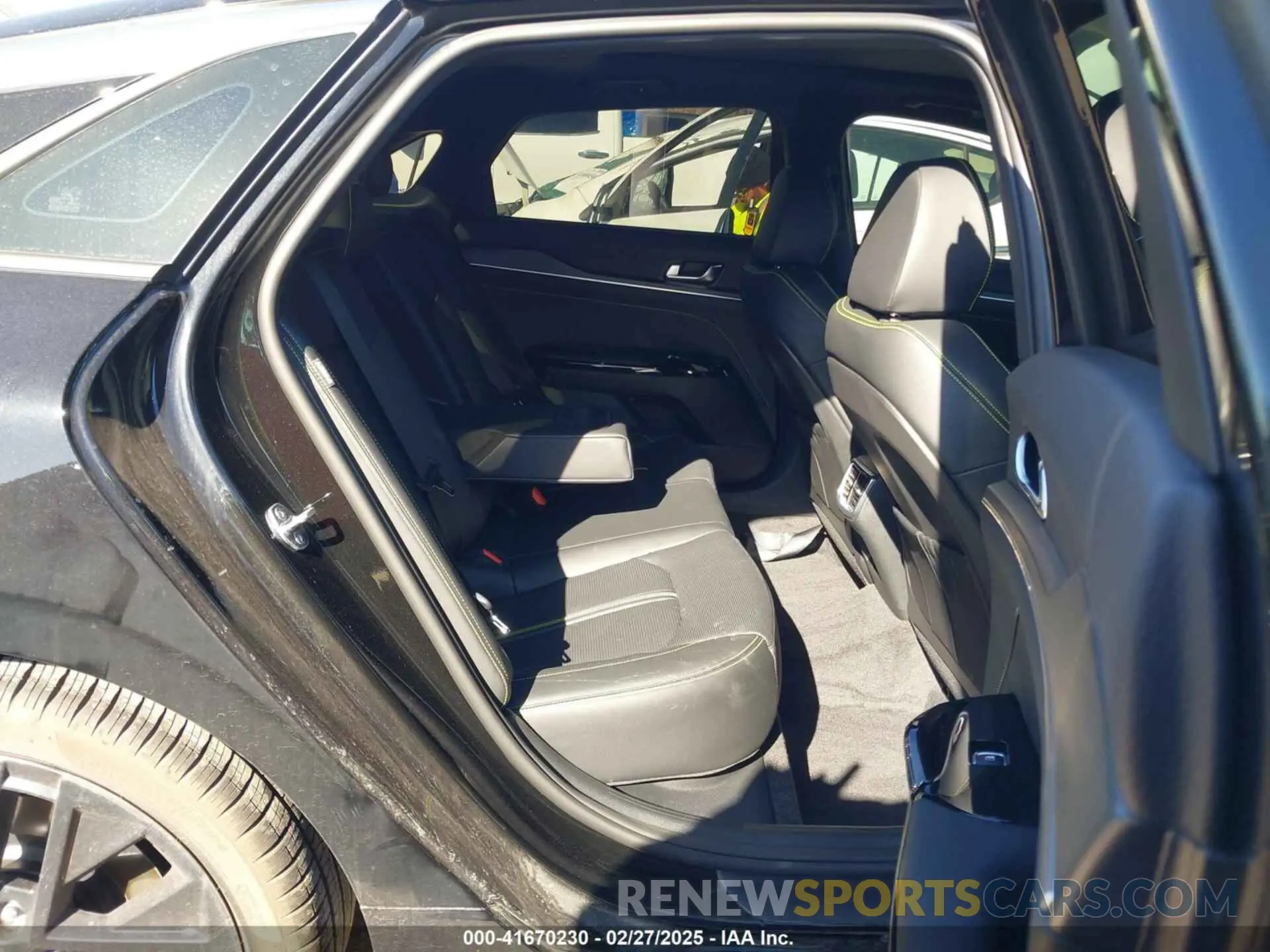 8 fotografías del automóvil dañado KNAG44J81S5340226 KIA K5 2025