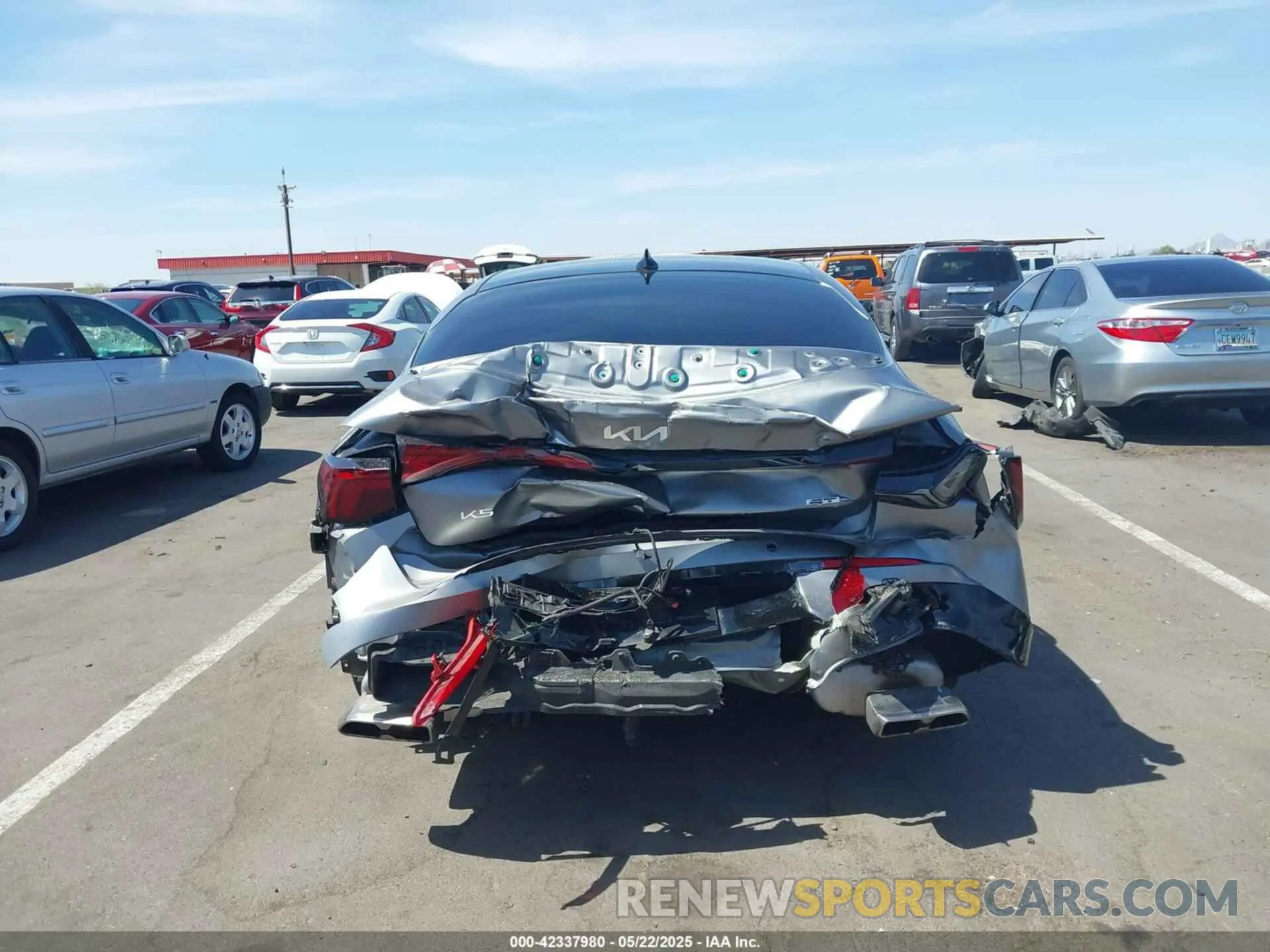 6 fotografías del automóvil dañado KNAG44J82S5283857 KIA K5 2025