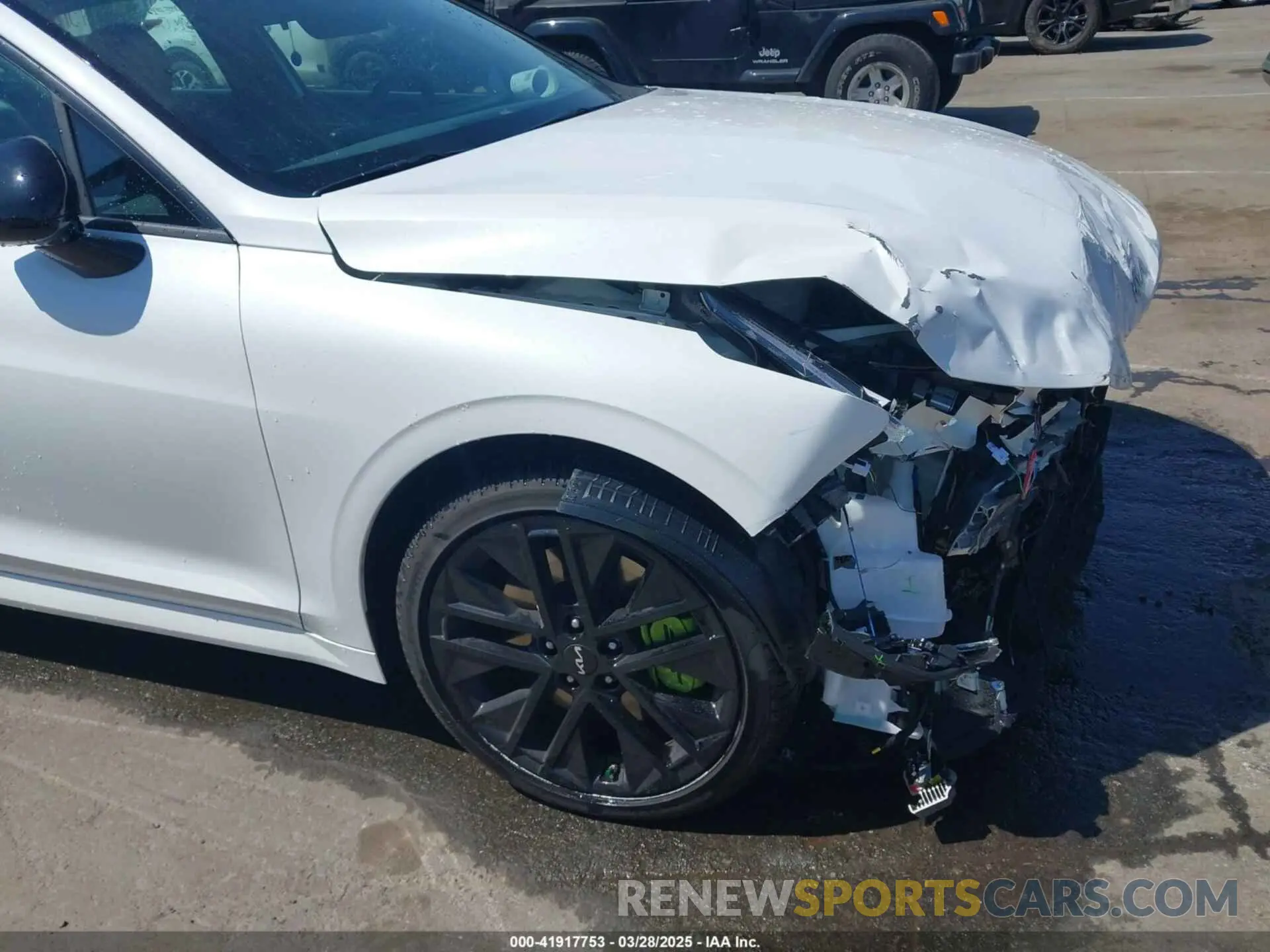 17 fotografías del automóvil dañado KNAG44J85S5332761 KIA K5 2025