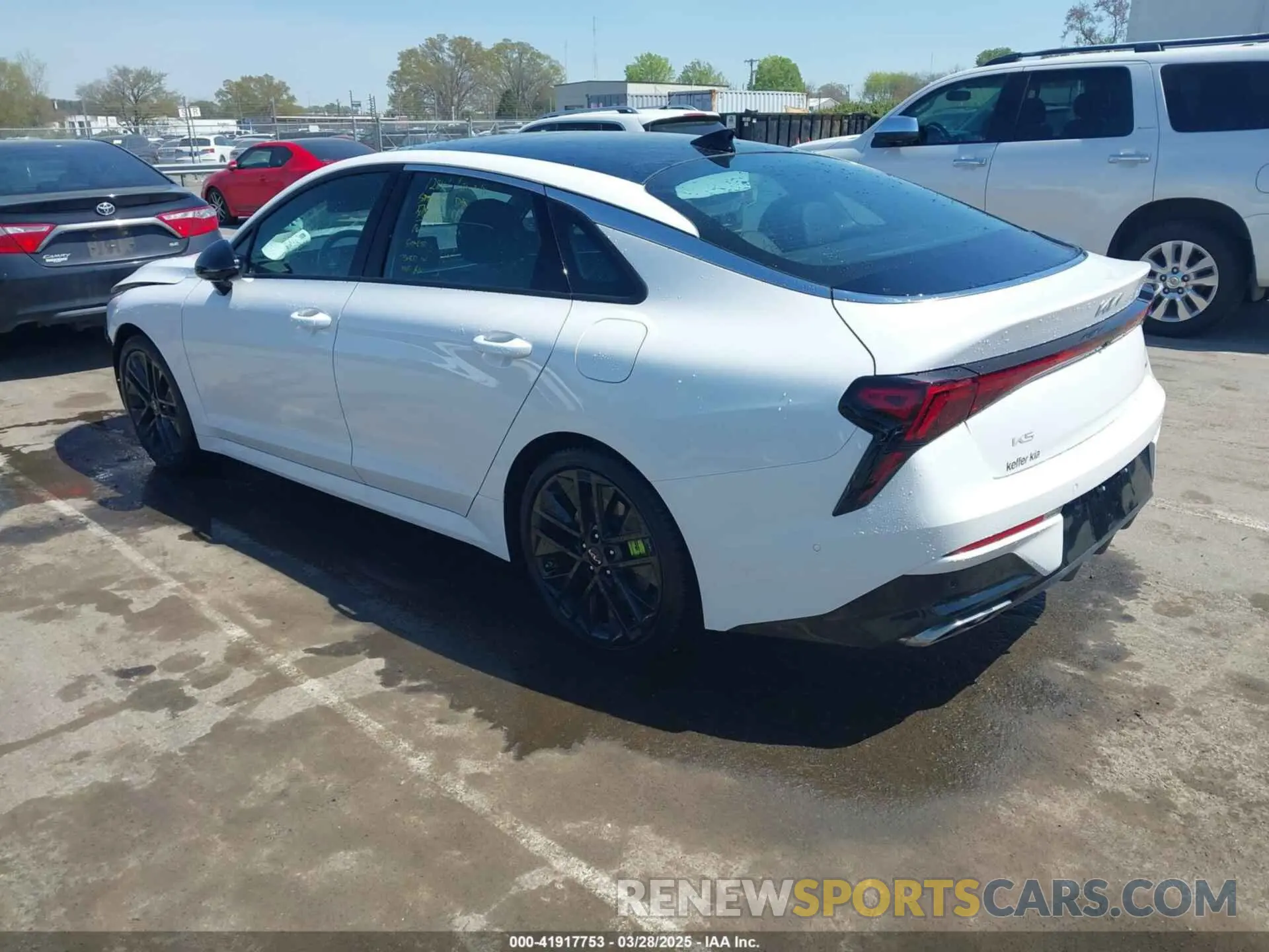 3 fotografías del automóvil dañado KNAG44J85S5332761 KIA K5 2025