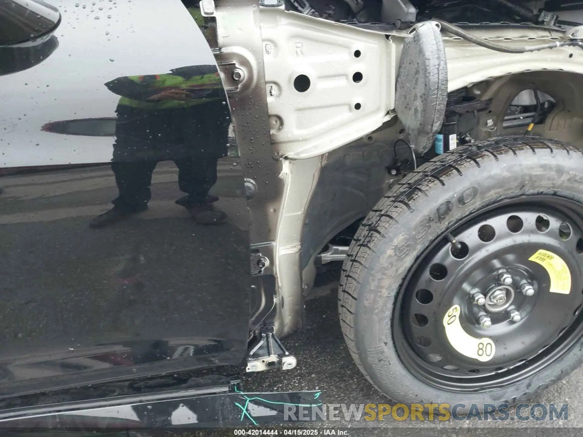 19 fotografías del automóvil dañado KNAG44J86S5321963 KIA K5 2025