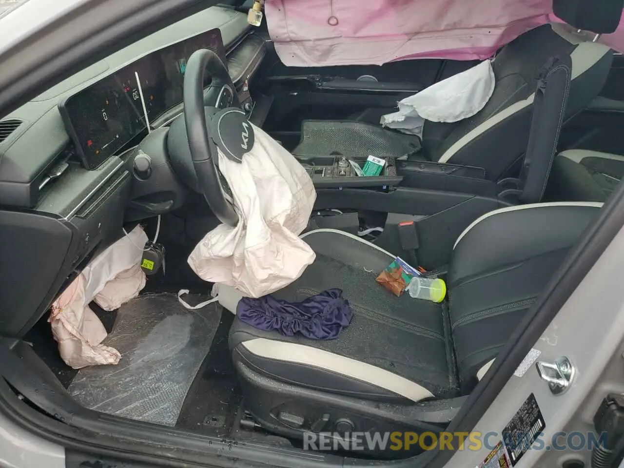 7 fotografías del automóvil dañado KNAG64J70S5276987 KIA K5 2025