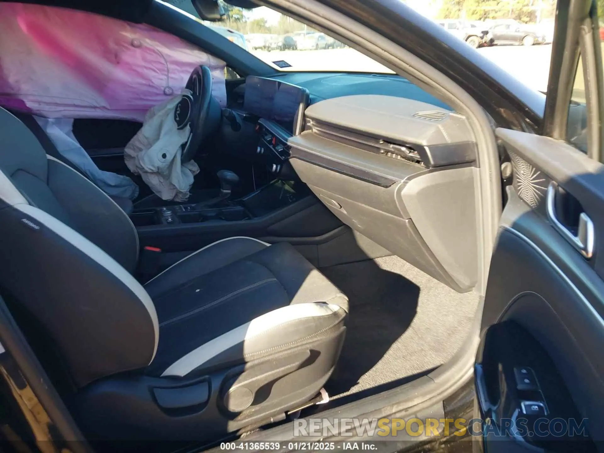 5 fotografías del automóvil dañado KNAG64J71S5272205 KIA K5 2025