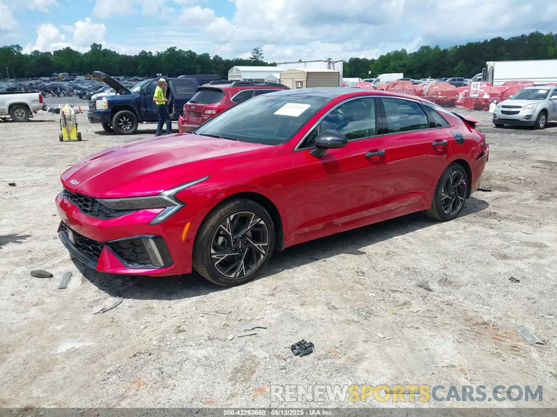 2 fotografías del automóvil dañado KNAG64J71S5298738 KIA K5 2025