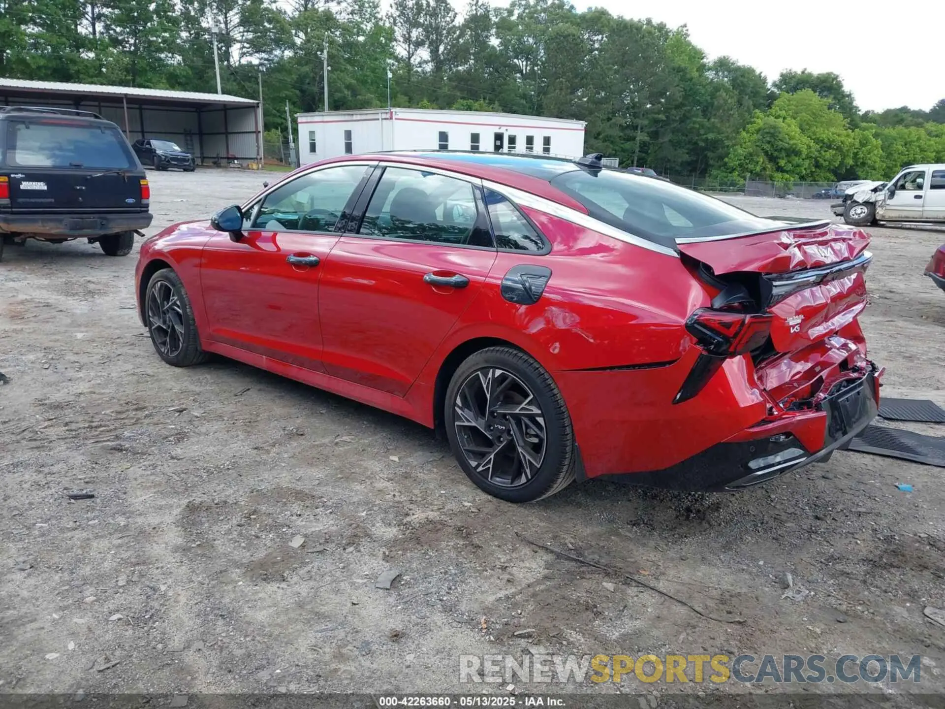 3 fotografías del automóvil dañado KNAG64J71S5298738 KIA K5 2025