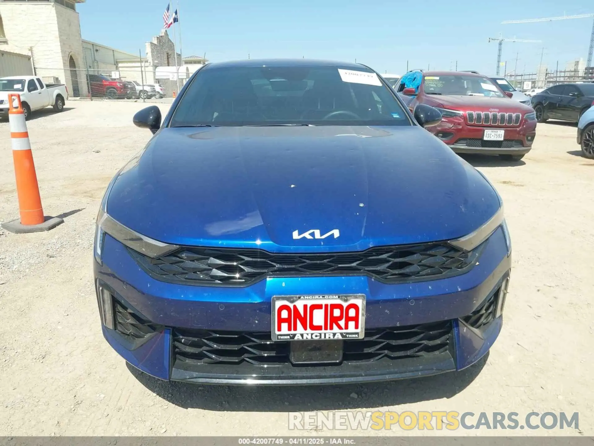 12 fotografías del automóvil dañado KNAG64J71S5337795 KIA K5 2025