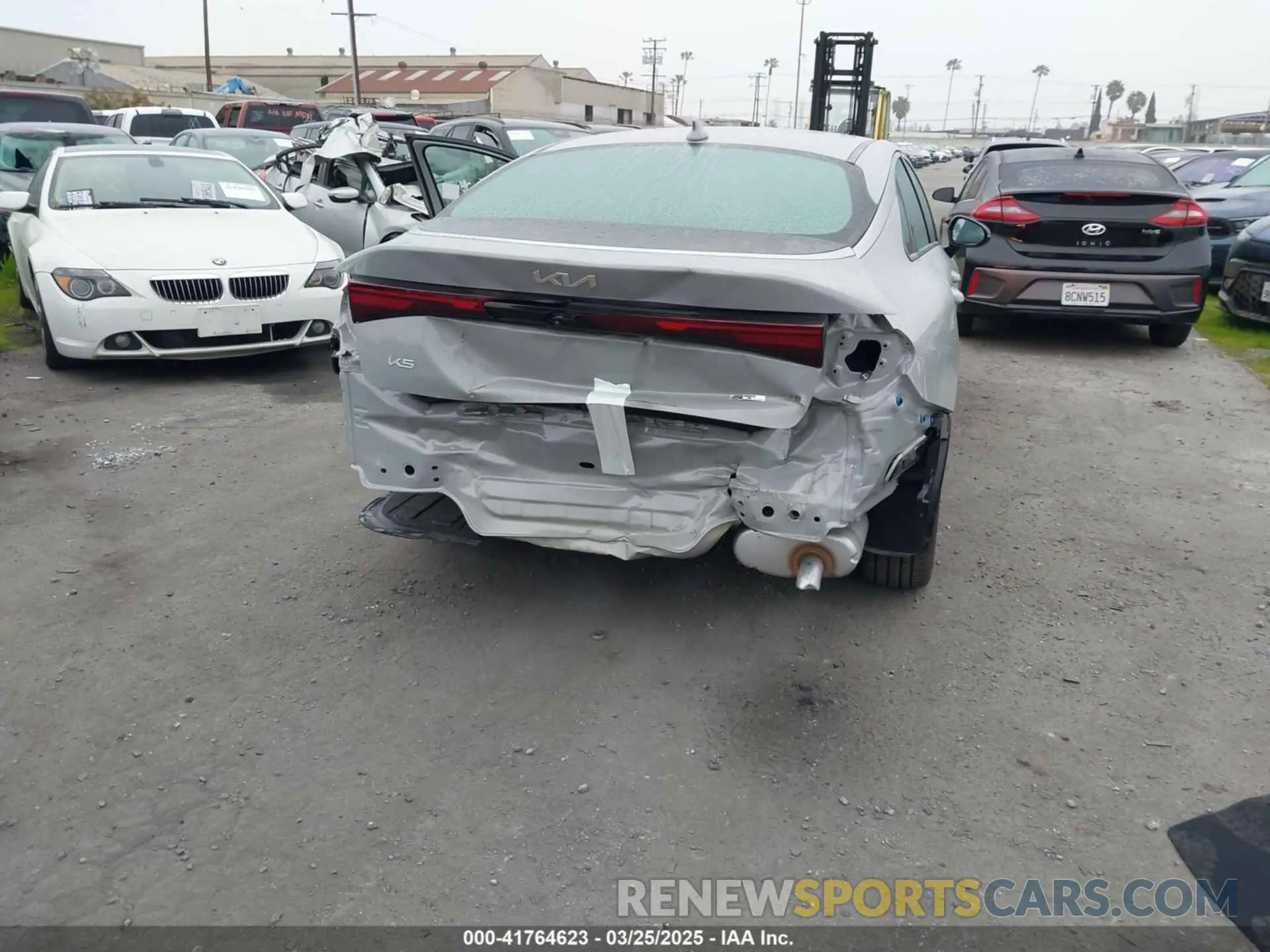 6 fotografías del automóvil dañado KNAG64J72S5272780 KIA K5 2025