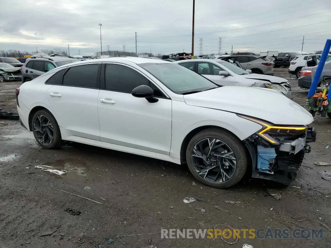 4 fotografías del automóvil dañado KNAG64J72S5296836 KIA K5 2025
