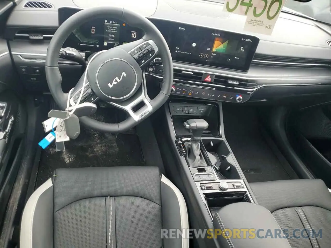 8 fotografías del automóvil dañado KNAG64J72S5301825 KIA K5 2025