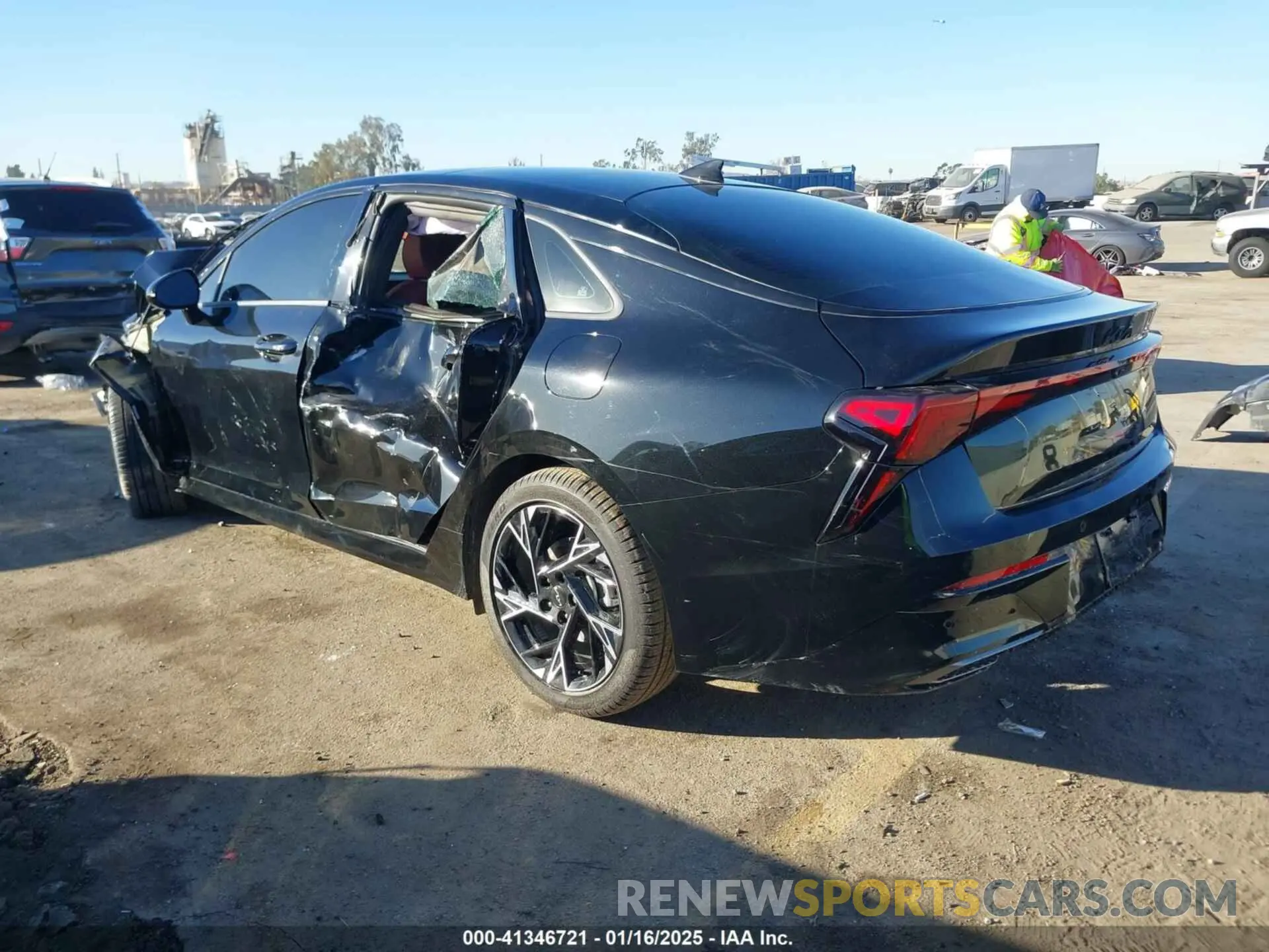 3 fotografías del automóvil dañado KNAG64J72S5323596 KIA K5 2025